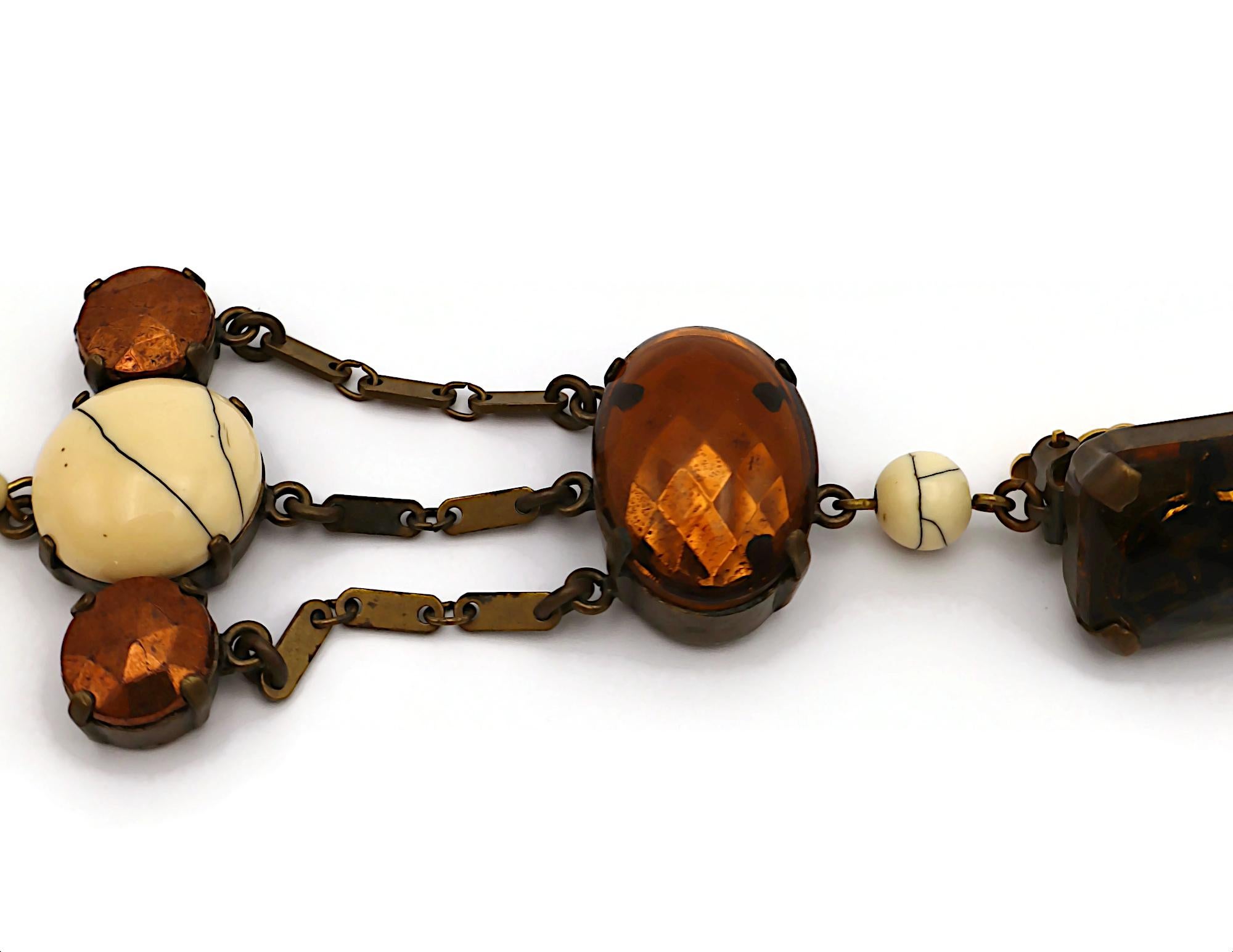 JEAN PAUL GAULTIER Langer Kronleuchter-Ohrring im Vintage-Stil, baumelnd im Angebot 4