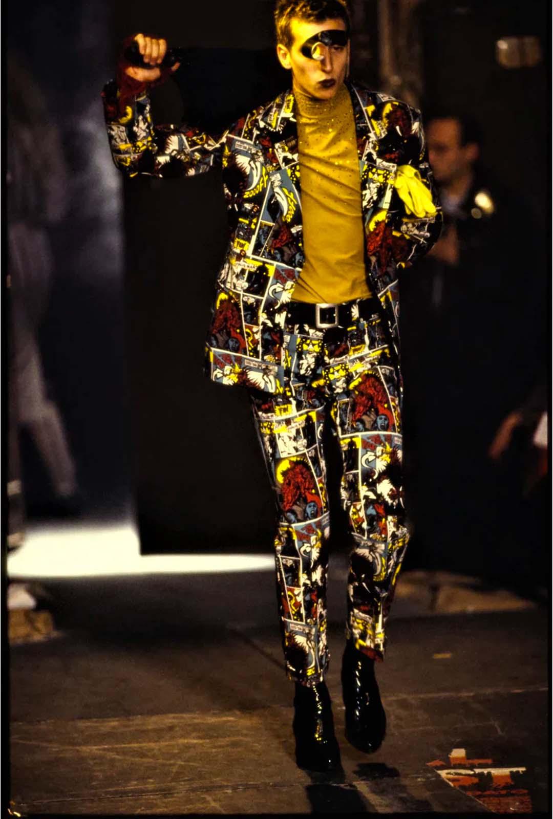Jean Paul Gaultier - Robe vintage à imprimé comique érotique, printemps-été 1994 en vente 2
