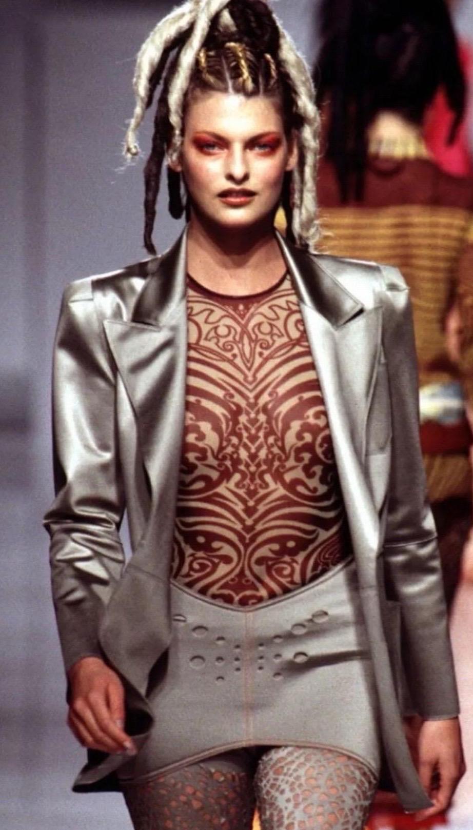 JEAN PAUL GAULTIER Vintage S/S 1996 Vestido de malla transparente con tatuaje tribal Cyberbaba en venta 6