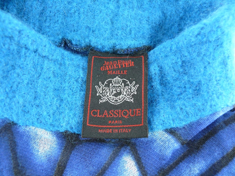 Blouse en voile fleuri à grand col V volanté femme imprime