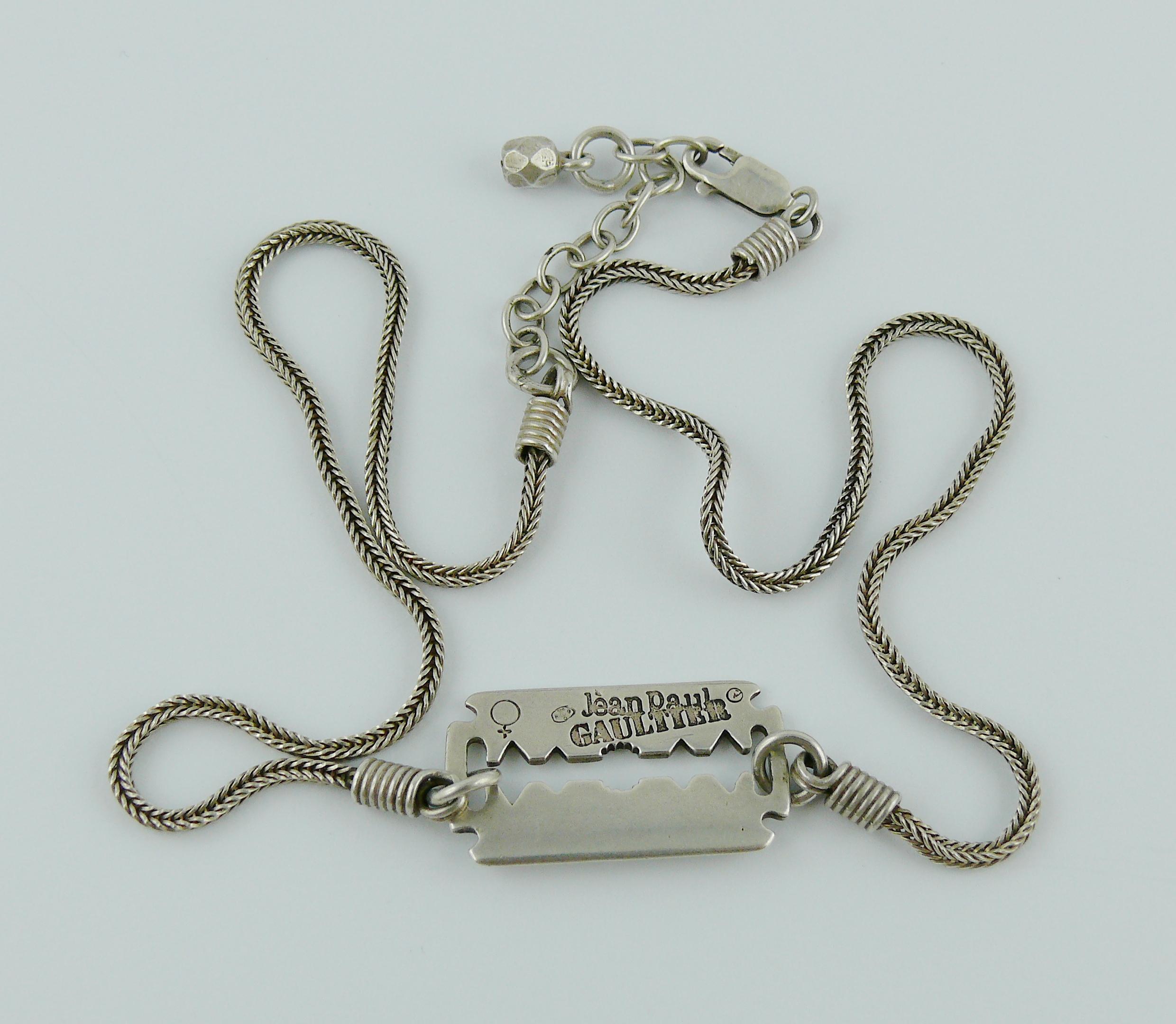 Jean Paul Gaultier Vintage Sterling Silver Razor Blade Necklace In Excellent Condition In Nice, FR