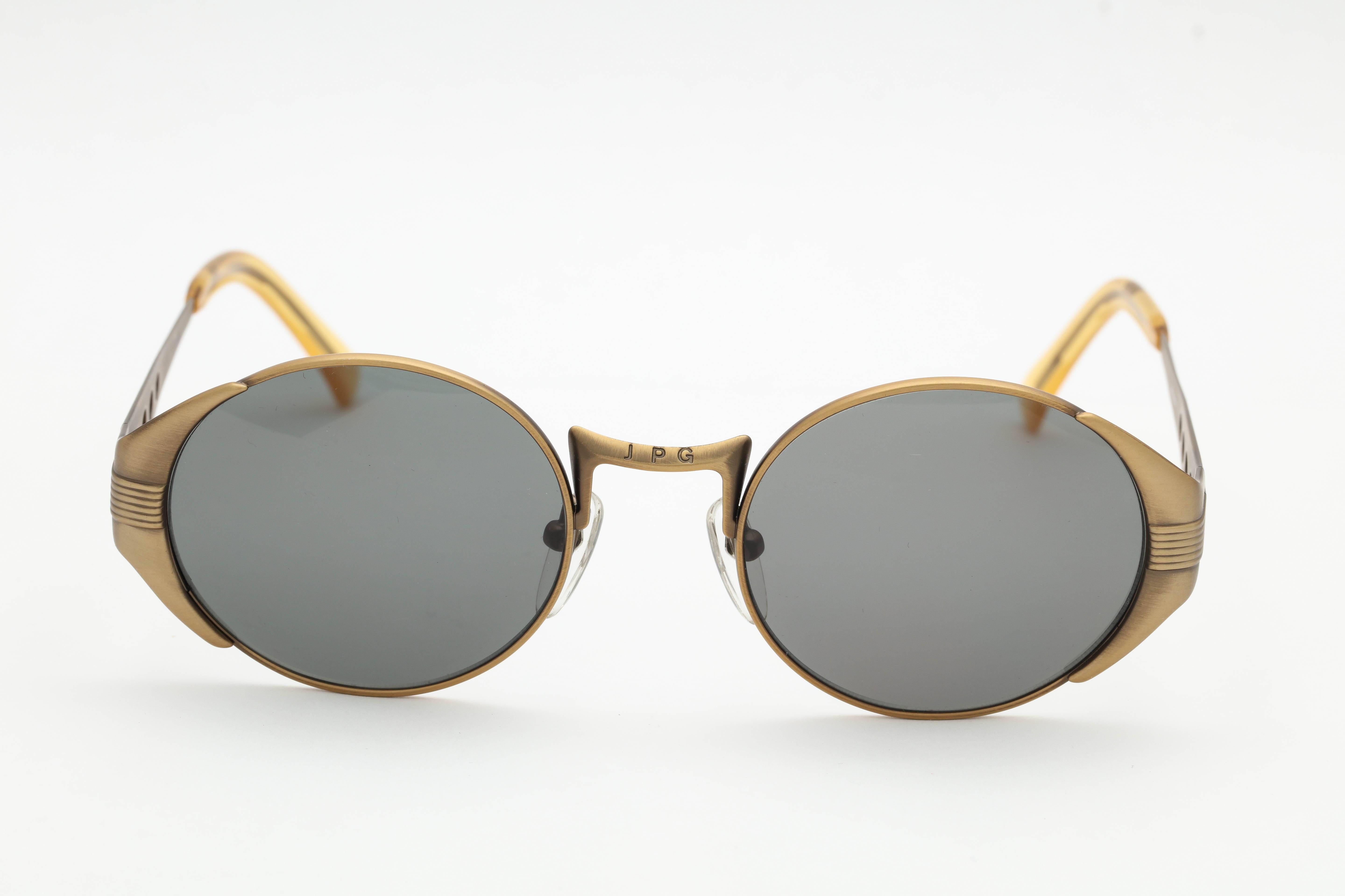 Jean Paul Gaultier Vintage Sunglasses 56-3174 In Excellent Condition For Sale In Chicago, IL