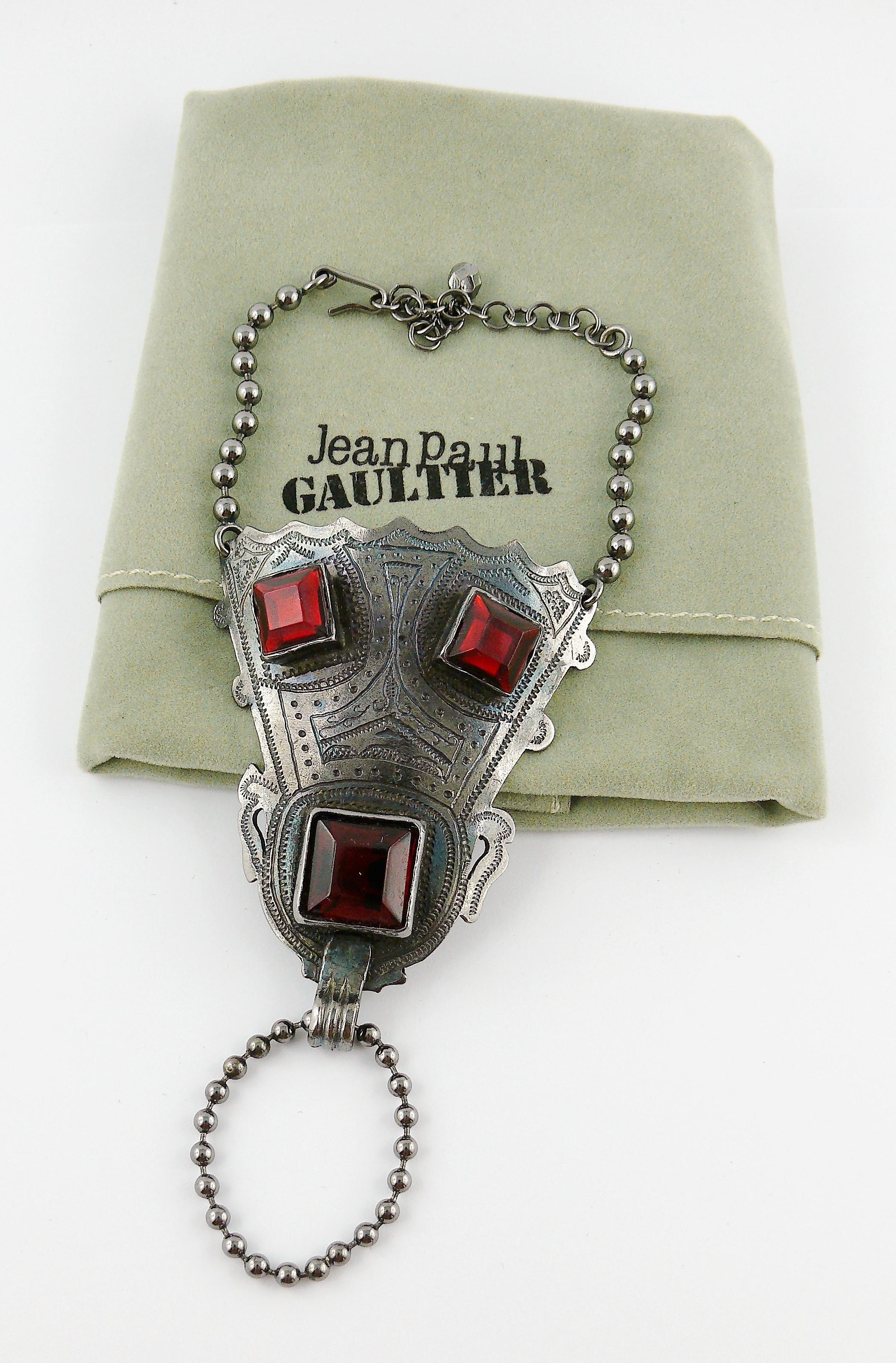 Jean Paul Gaultier, bague et bracelet vintage avec motif ethnique tribal Pour femmes en vente