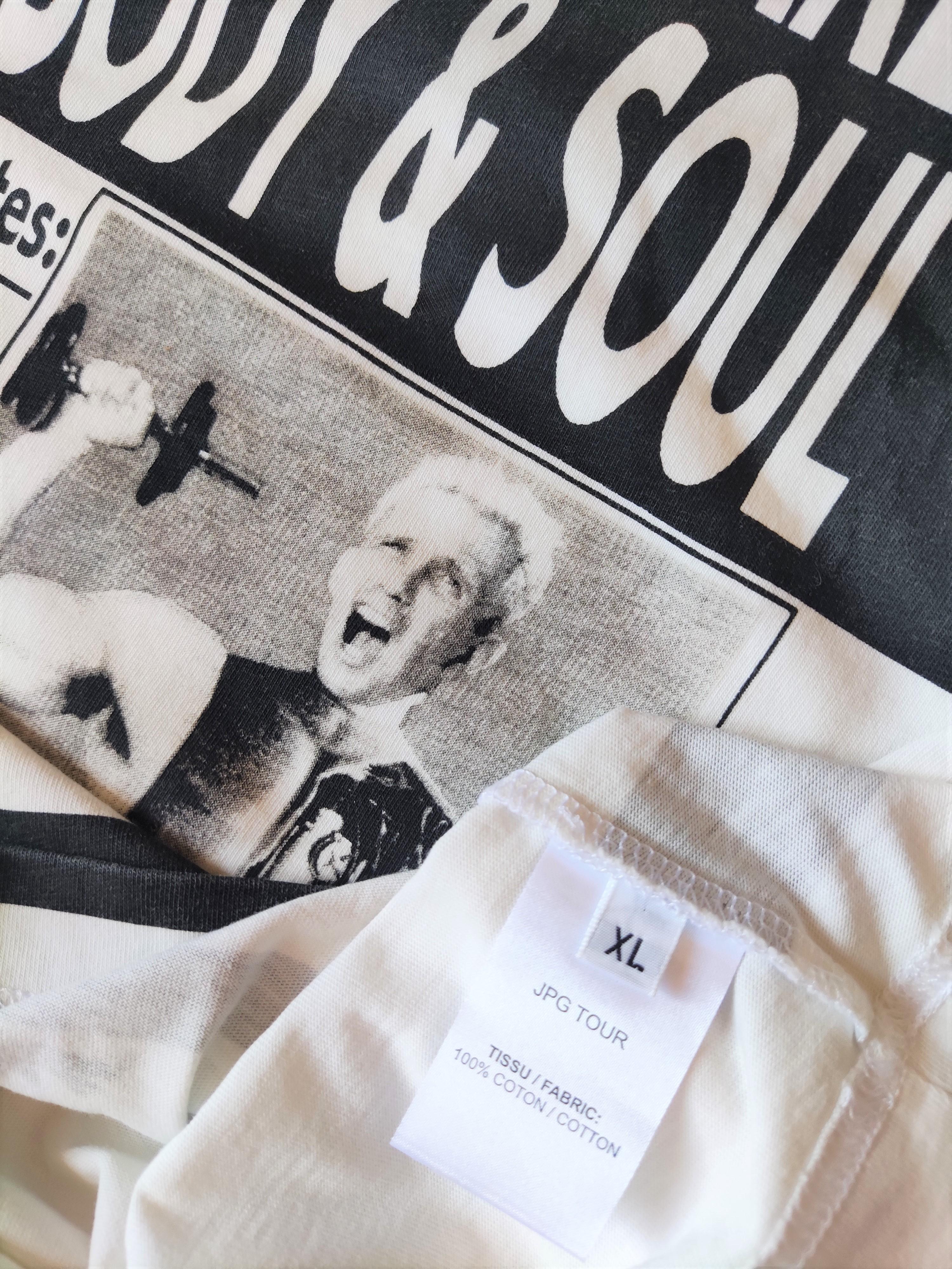 Jean Paul Gaultier Virus Newsletter Gigi Hadid Bella Kardashian Top T-shirt For Sale 2