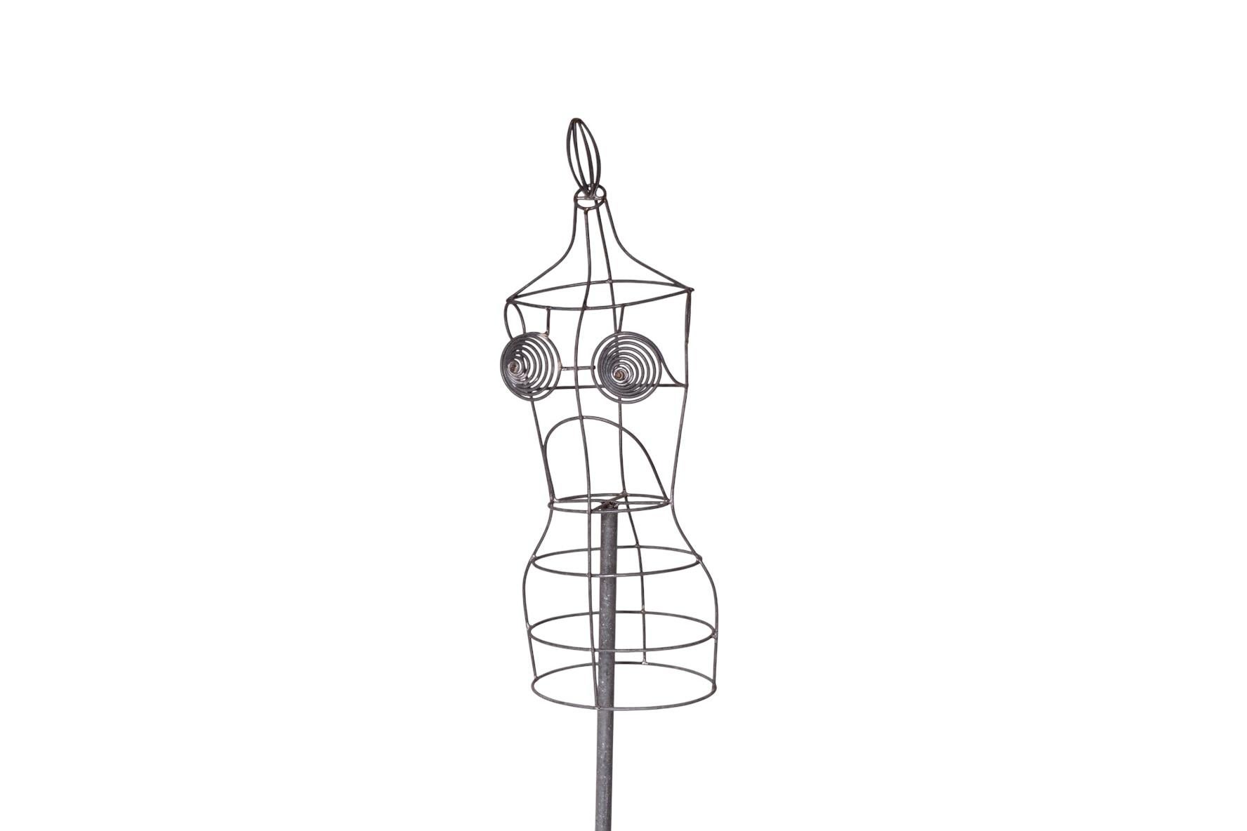 Maniquí con forma de vestido de alambre Jean Paul Gaultier Posmoderno en venta