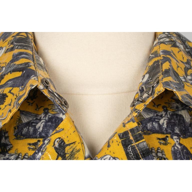 Jean Paul Gaultier Manteau en toile cirée jaune pour homme en vente 7