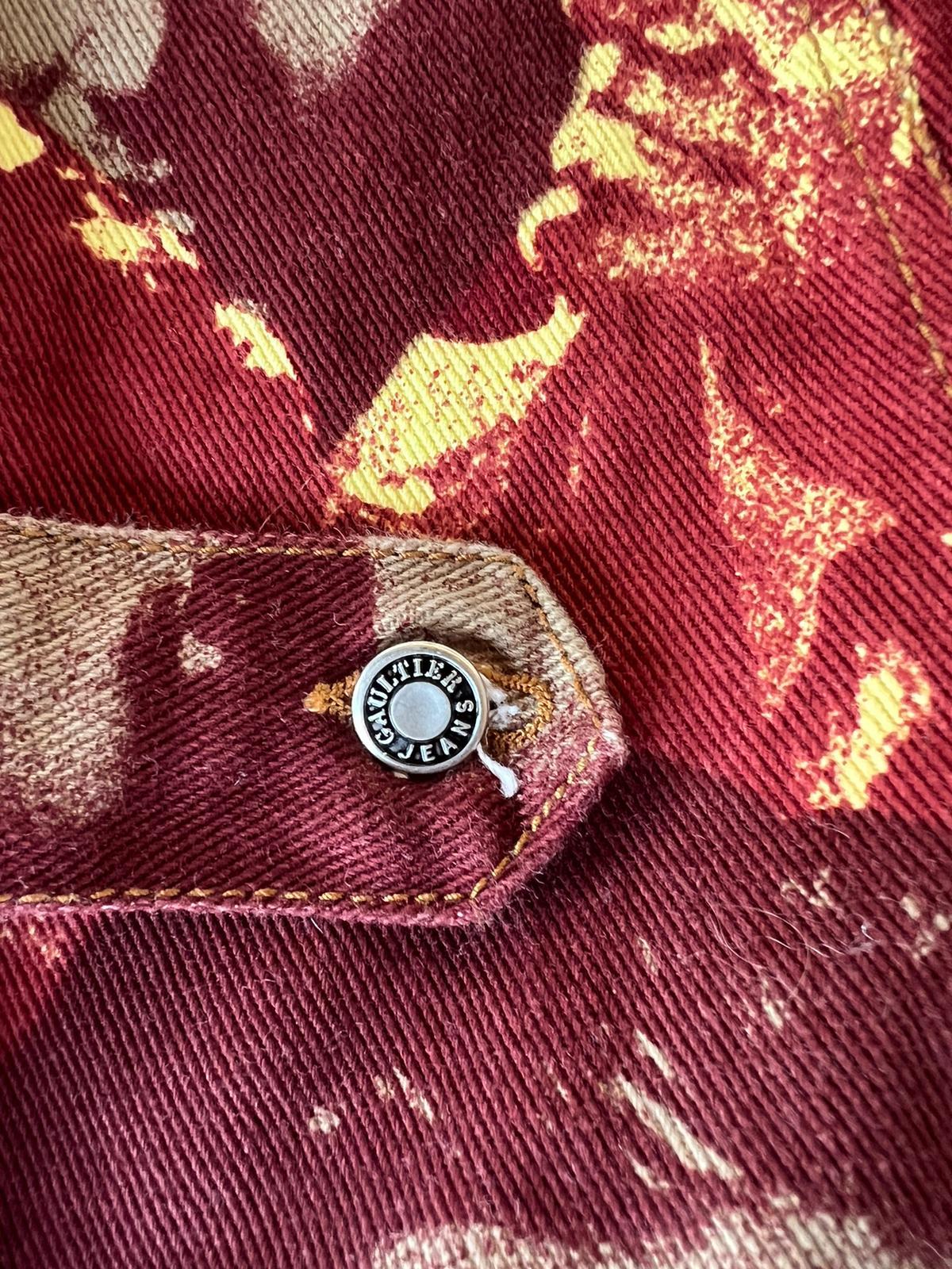 Jean Paul Gaultier	A/W	1992 Denim 'Gesichter'-Weste im Angebot 4