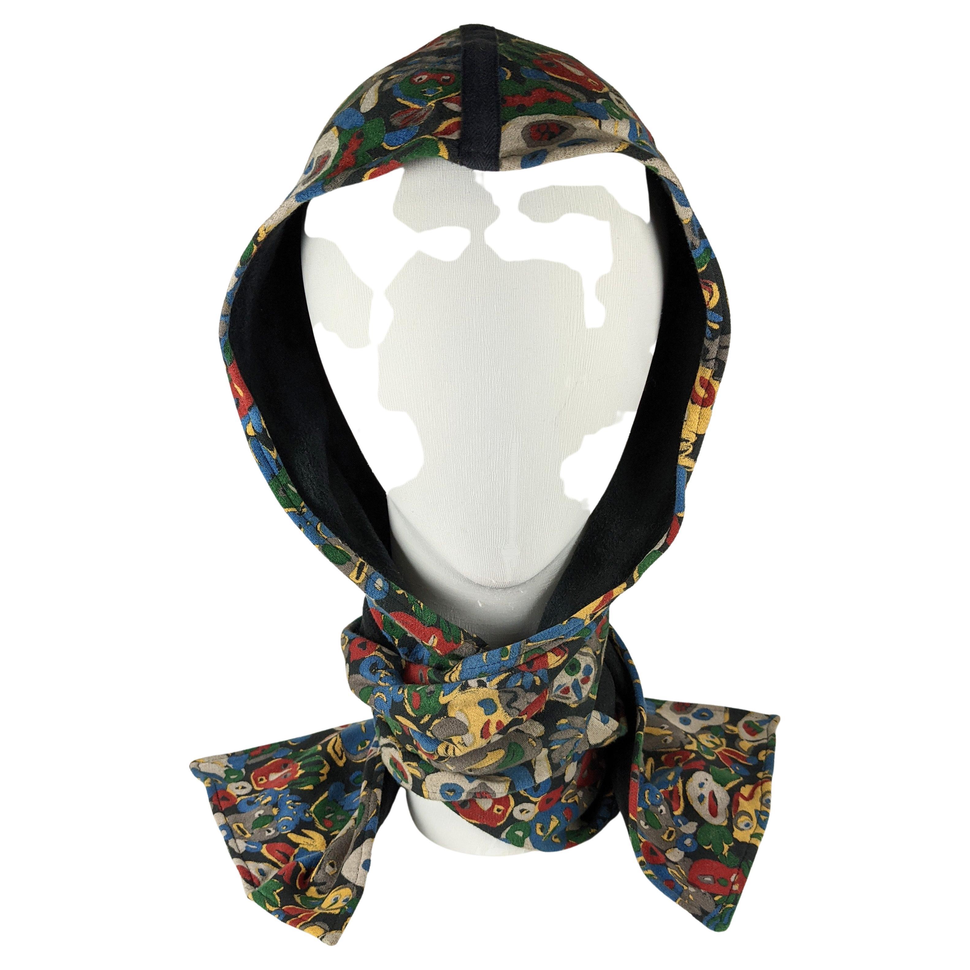 Jean Paul Gaultier Carnivalle-Schal mit Kopfschmuck H/W 1984 im Angebot