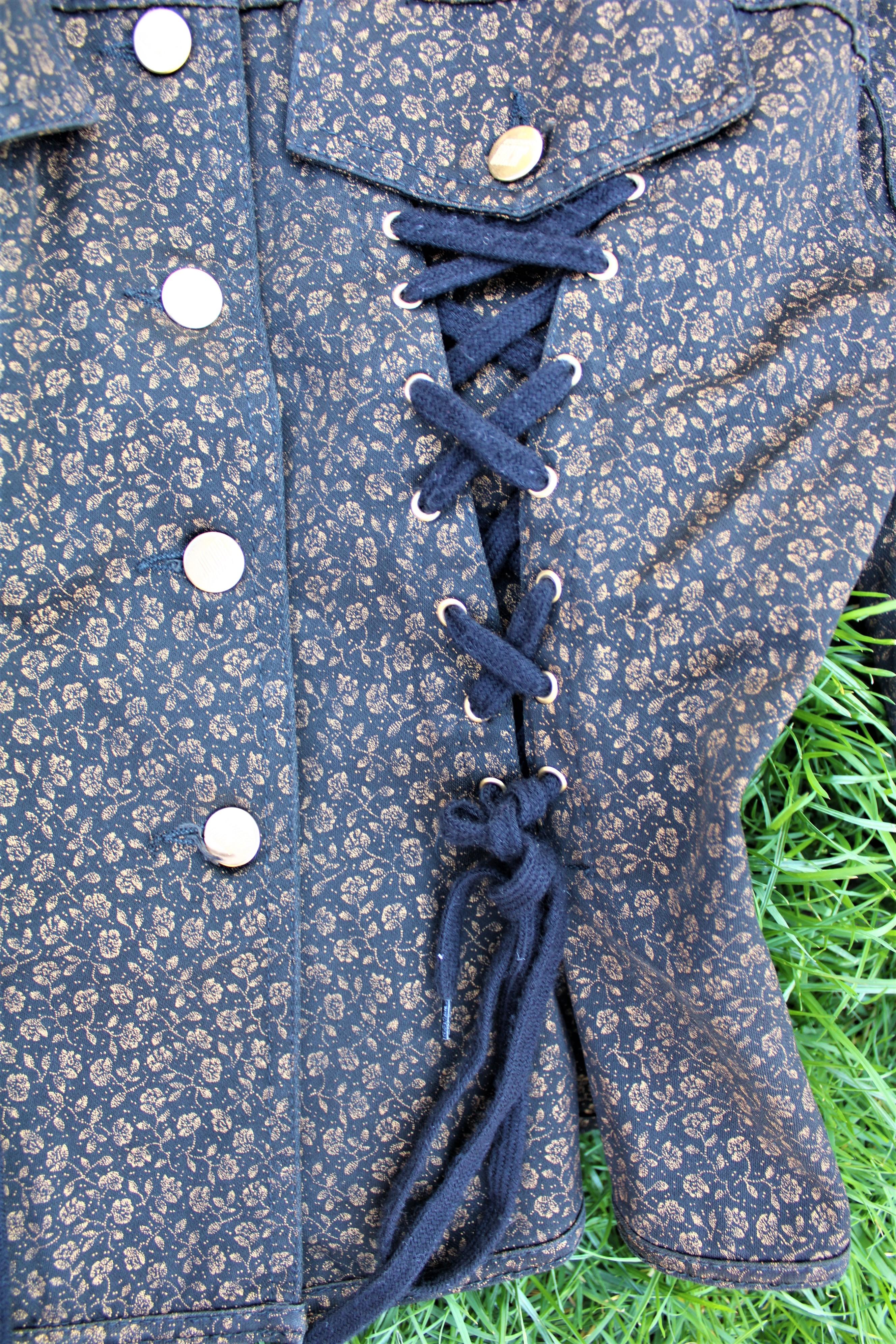 Jean Paul Junior Gaultier, veste de défilé en jean corsetée à lacets, printemps-été 1988 en vente 1