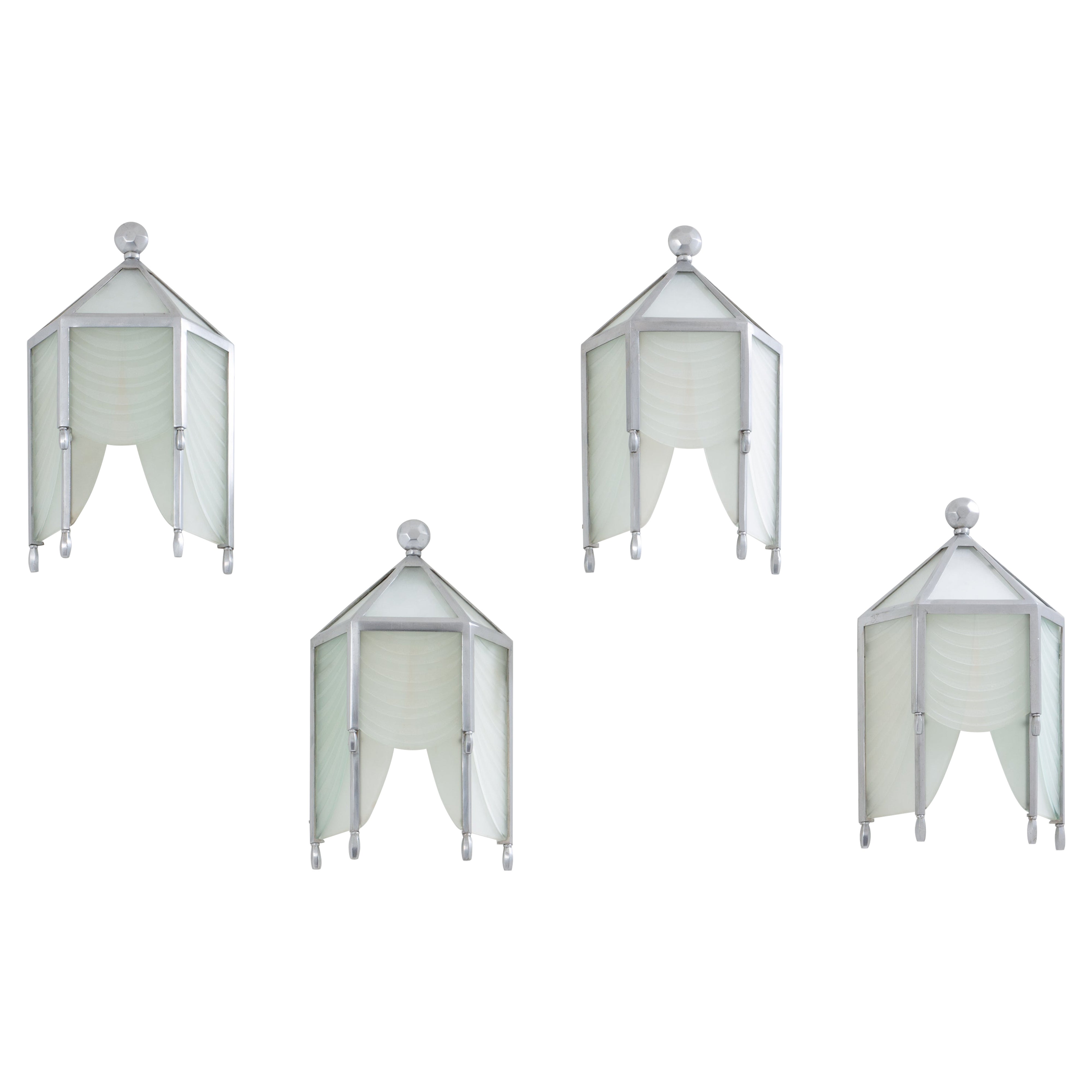 Juego de cuatro apliques originales de cristal tallado Jean Perzel de los años 30