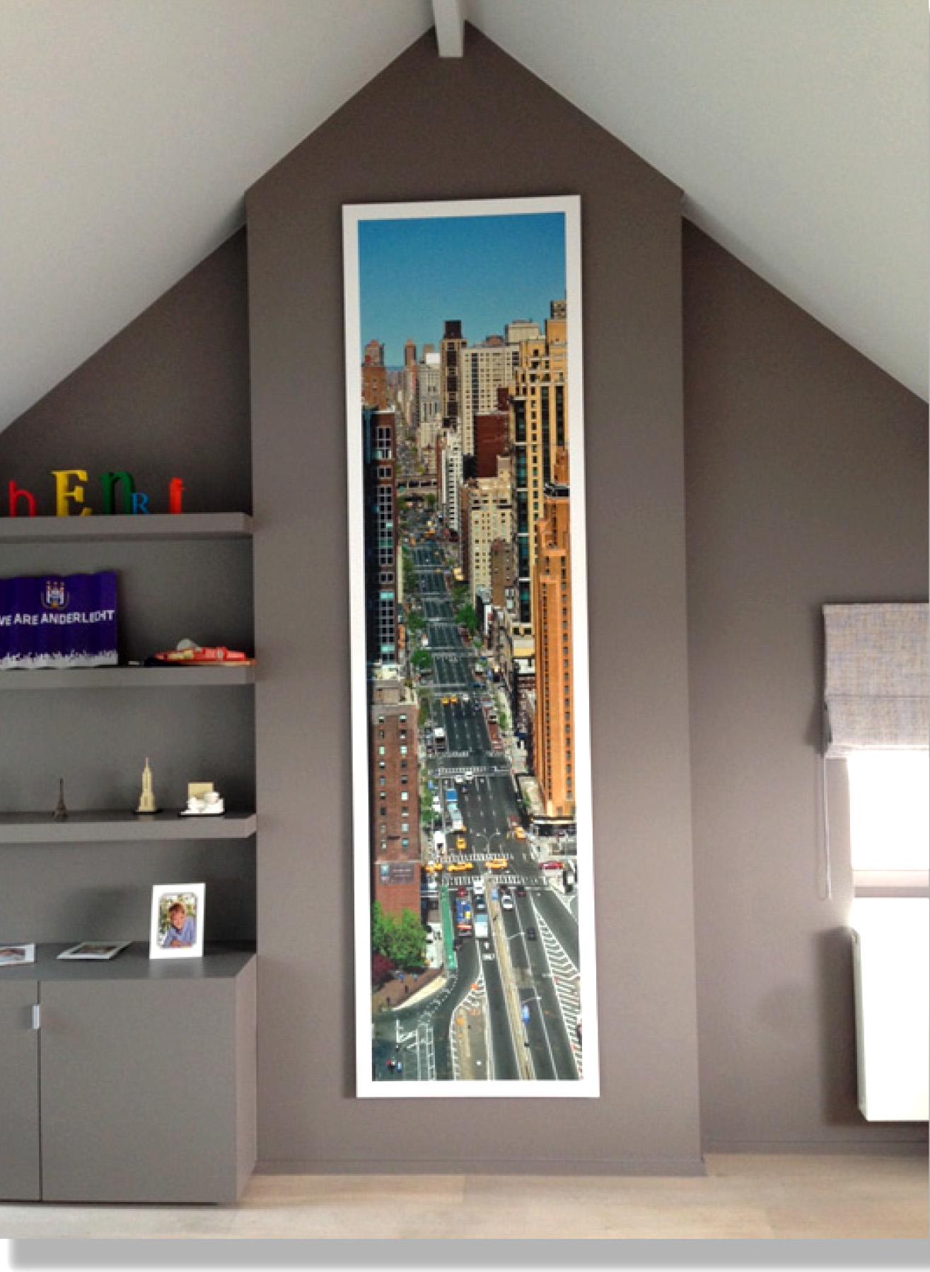 Batman's view of the 1st Avenue of New York City  -  Panoramic Color Photography For Sale 3