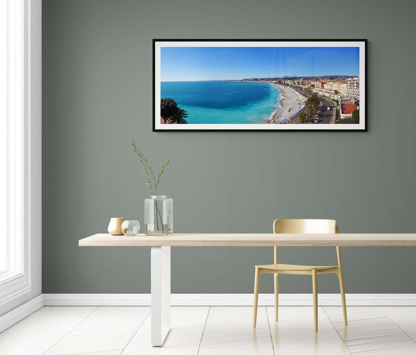 La Passerelle des Anglais - Nice (France) -  Photographie couleur Panoramic contemporaine - Bleu Color Photograph par Jean Pierre De Neef