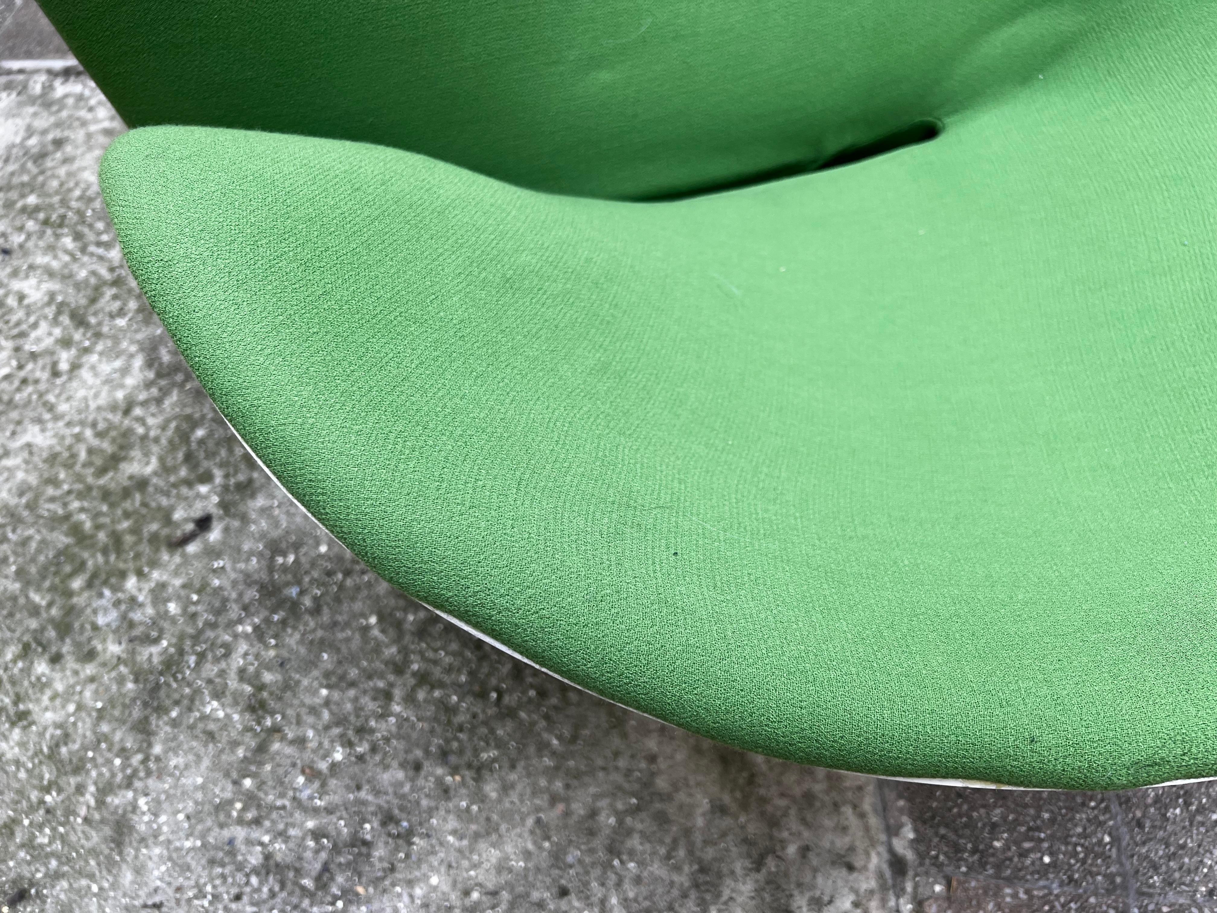 Jean-Pierre Laporte  Paire de fauteuils 