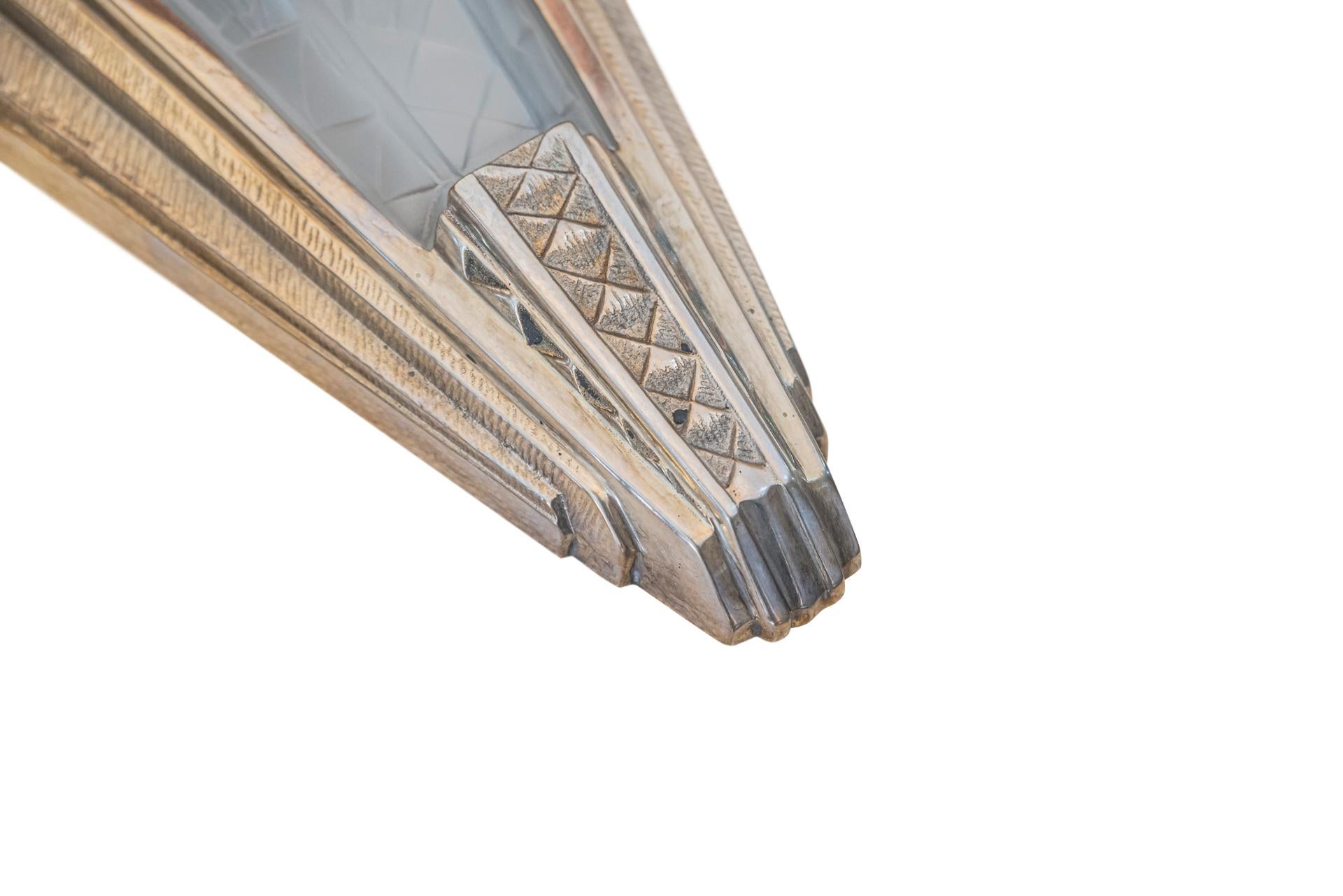 Jean Pierre Léon Maynadier, Pair of Art Deco Sconces, France, circa 1930 In Good Condition In Nice, Cote d' Azur