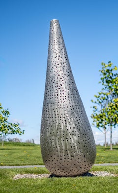 Météore - Contemporary Metal Sculpture, Abstract Teardrop Design