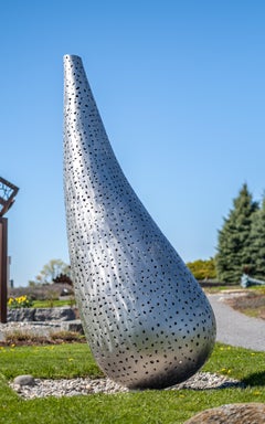 Météore - Contemporary Metal Sculpture, Abstract Teardrop Design