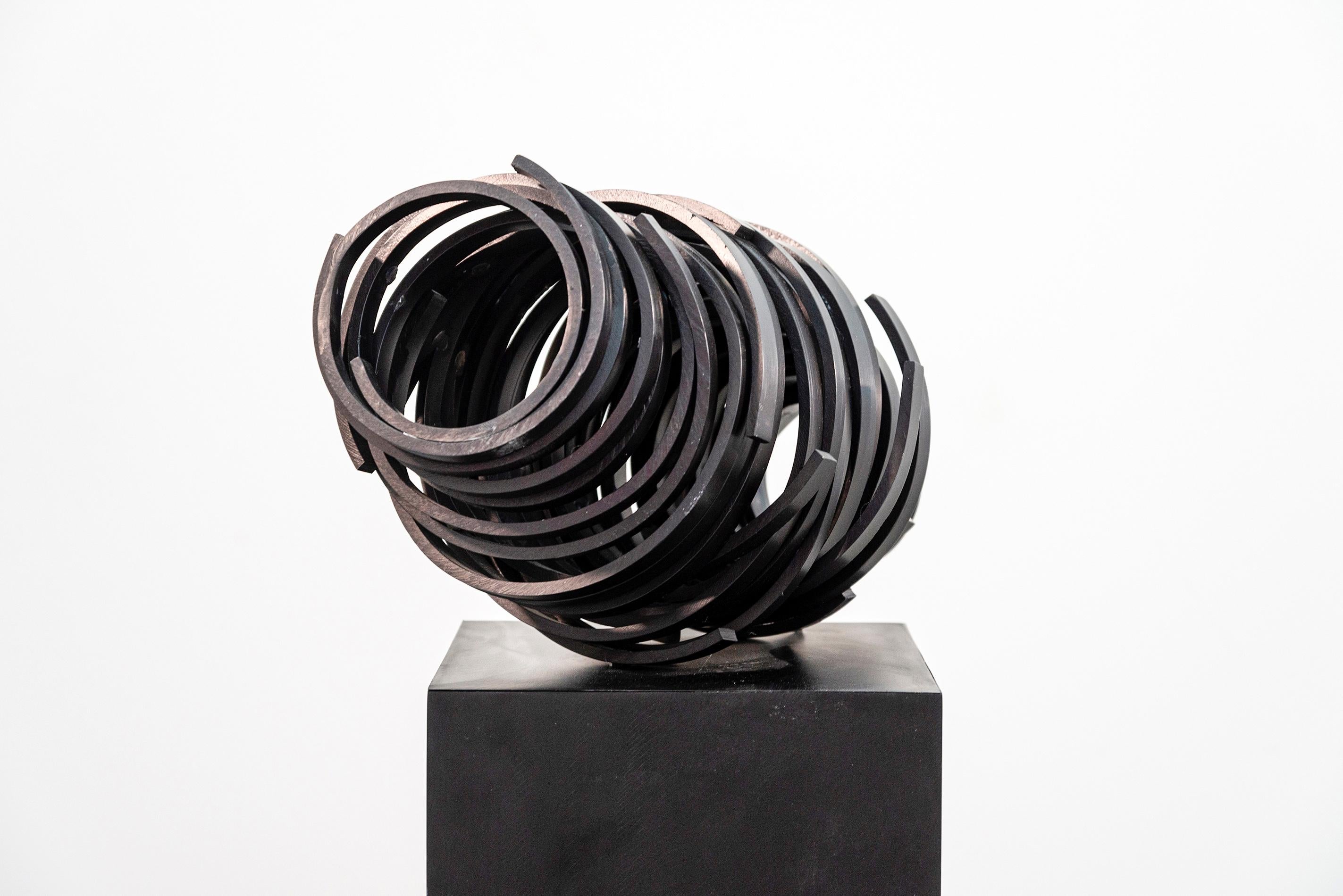 Abstract Sculpture Jean-Pierre Morin - Milky Way 3 - sculpture contemporaine géométrique abstraite en aluminium