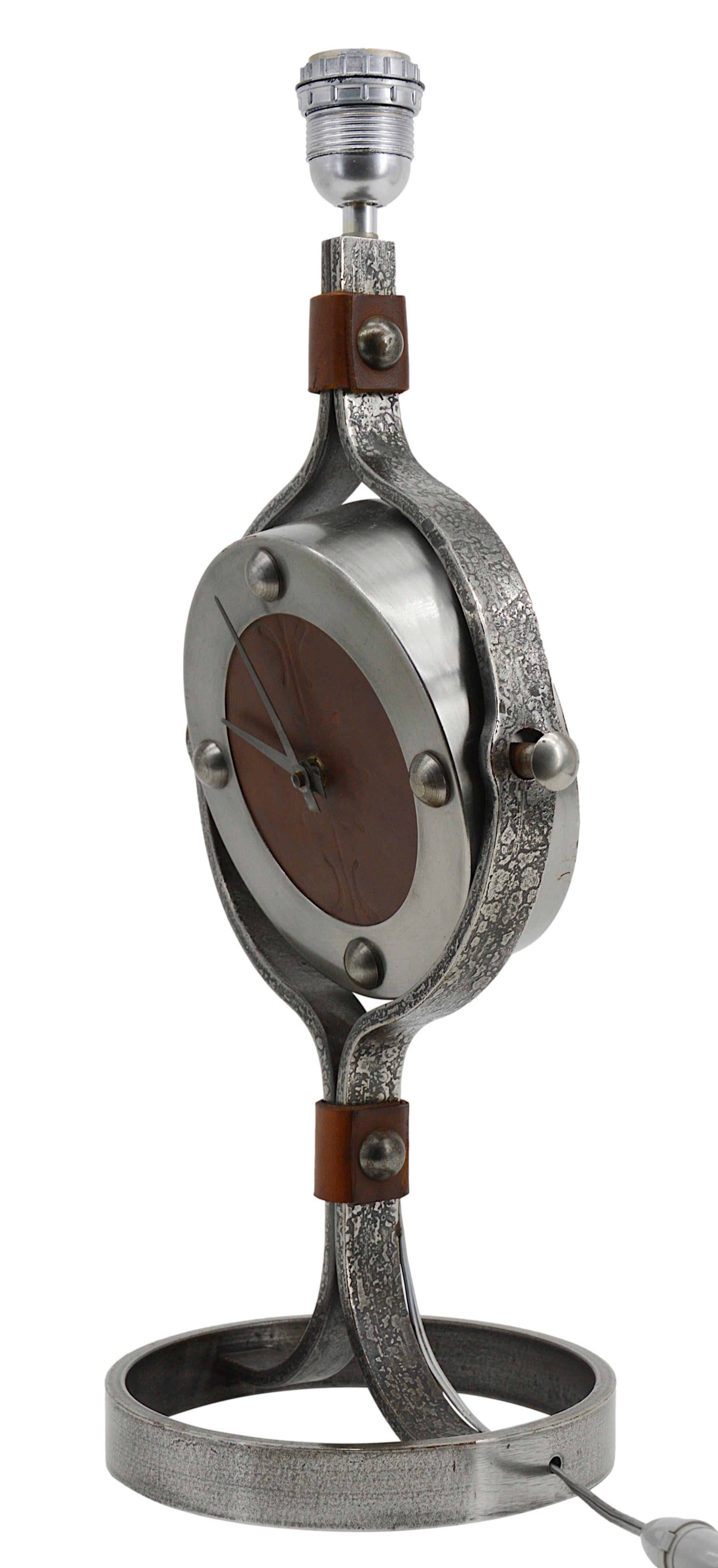 Cuir Jean-Pierre Ryckaert Grande lampe-horloge du milieu du siècle, vers 1950 en vente