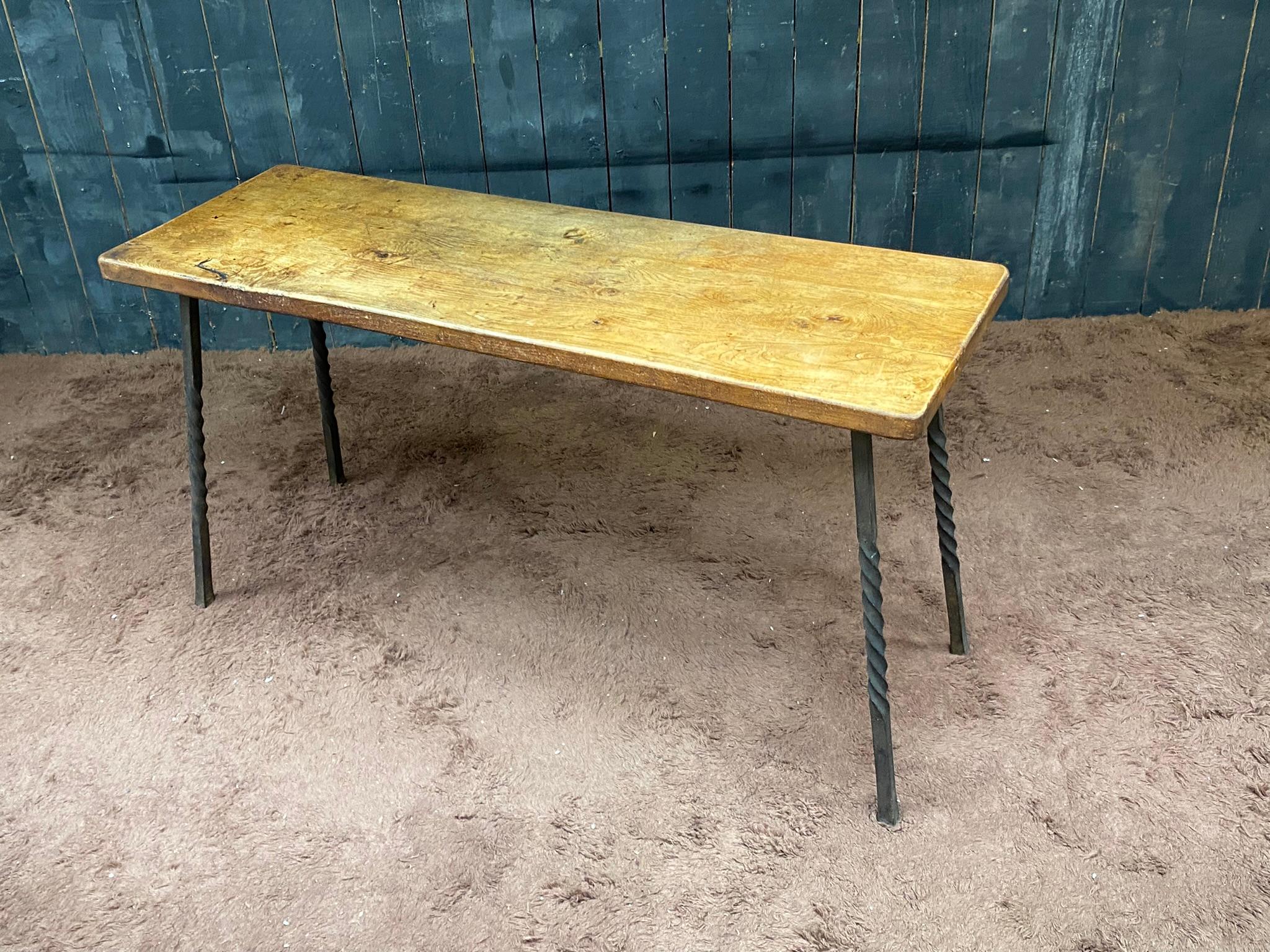Jean-Pierre RYCKAERT, wrought iron console and oak top, circa 1950 For Sale 5