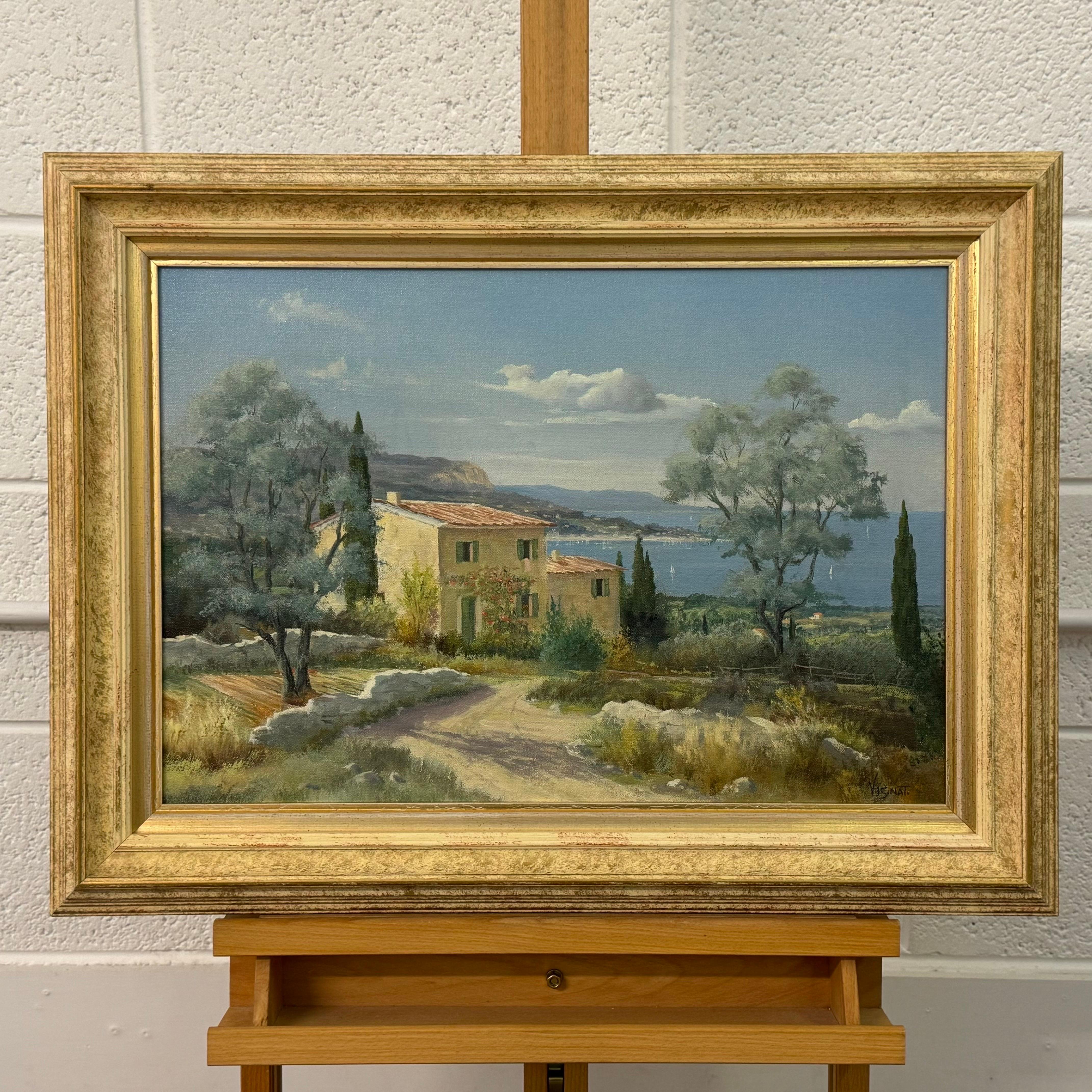 Scena costiera mediterranea con proprietà rurale e alberi nella campagna francese - Painting di Jean-Pierre Vignat