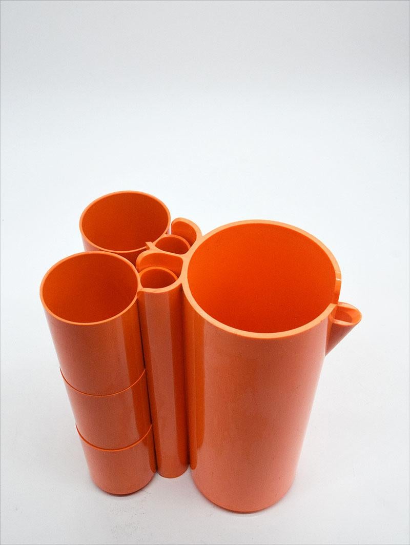 French Jean Pierre Vitrac plastic drinking set, France, 1970s For Sale