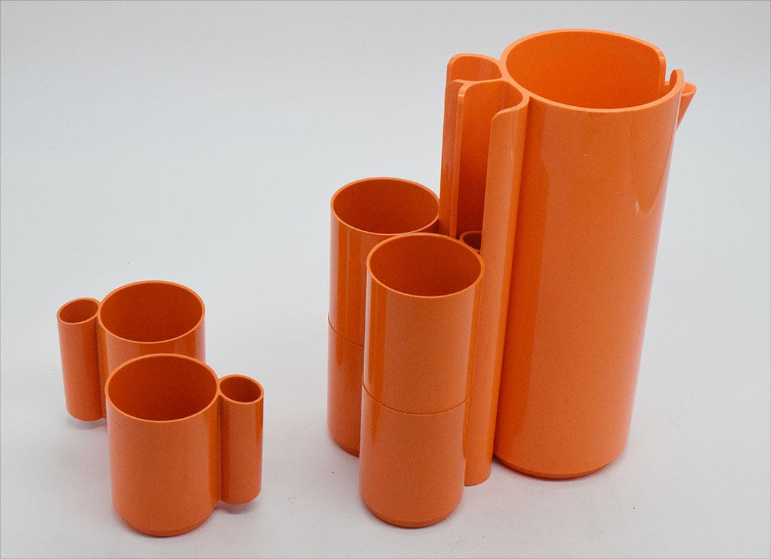 Jean Pierre Vitrac plastic drinking set, France, 1970s In Excellent Condition For Sale In Parma, IT