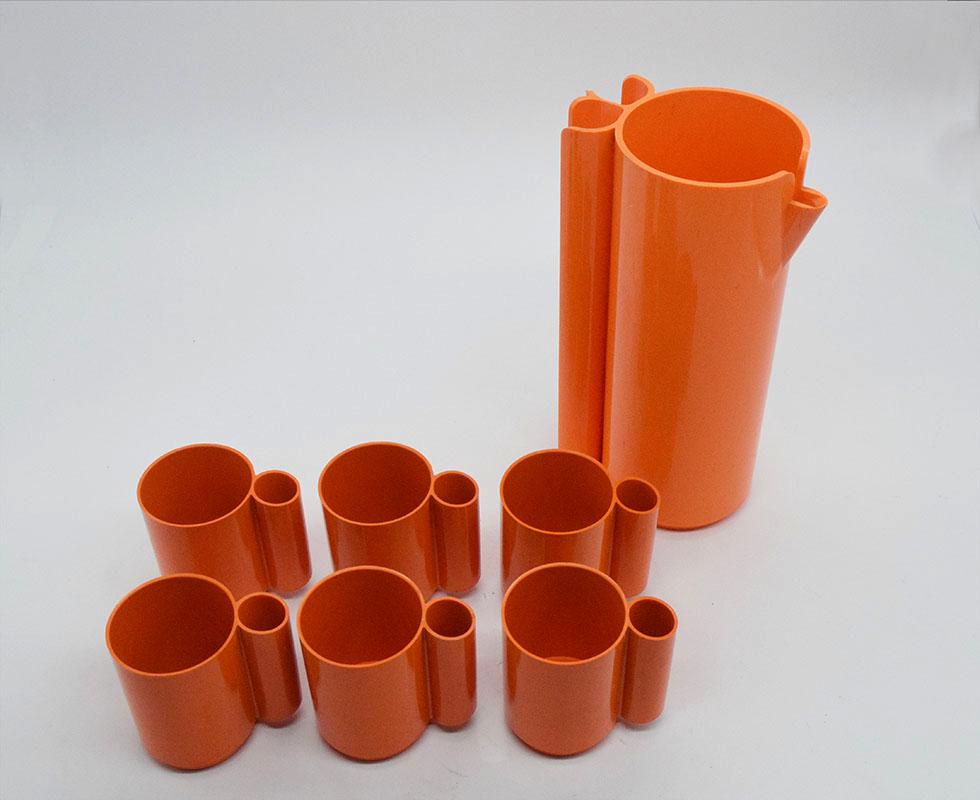 Late 20th Century Jean Pierre Vitrac plastic drinking set, France, 1970s For Sale
