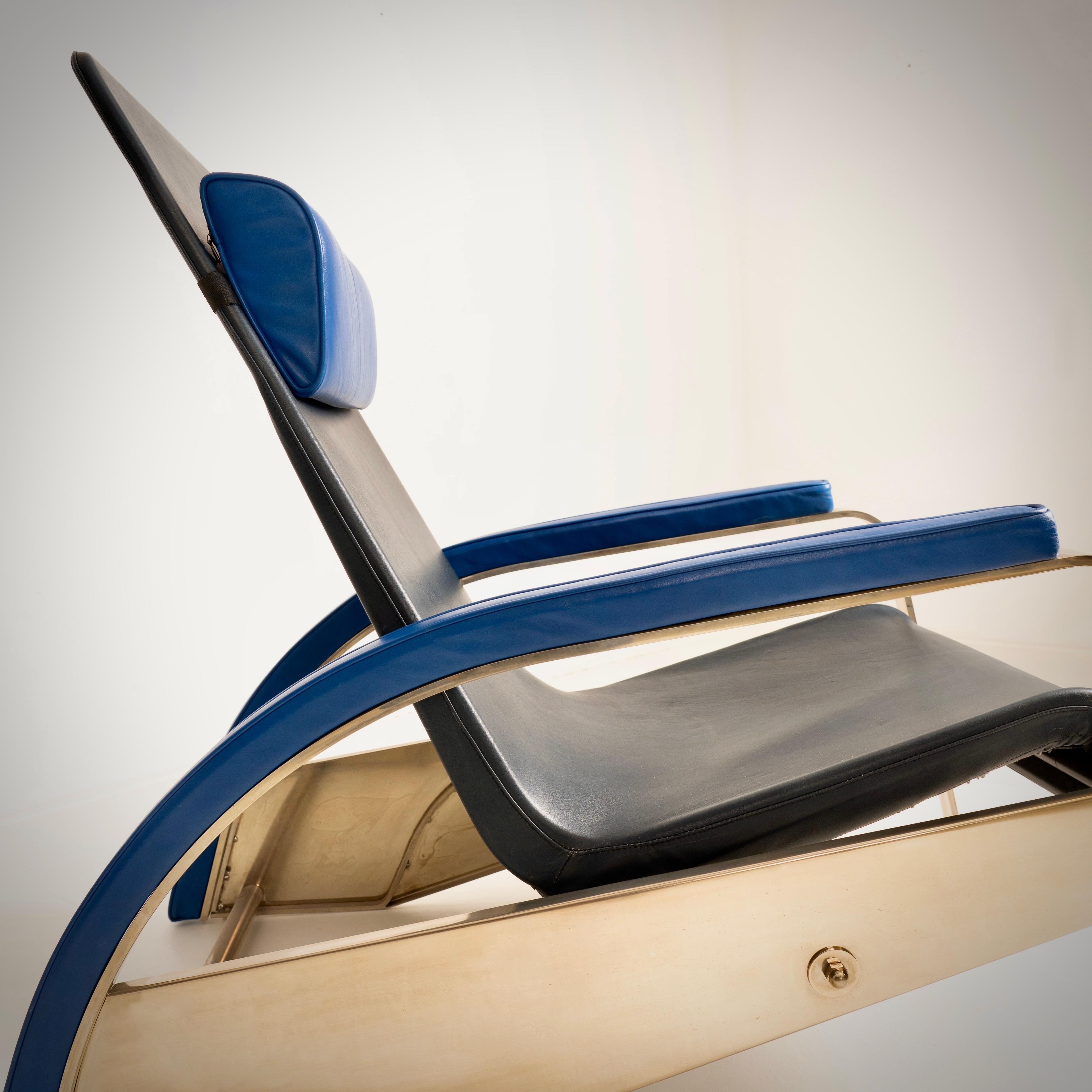 Jean Prouvé (1901-1984) Grand Repos armchair (creation 1930) Tecta ed., c.1985 For Sale 3