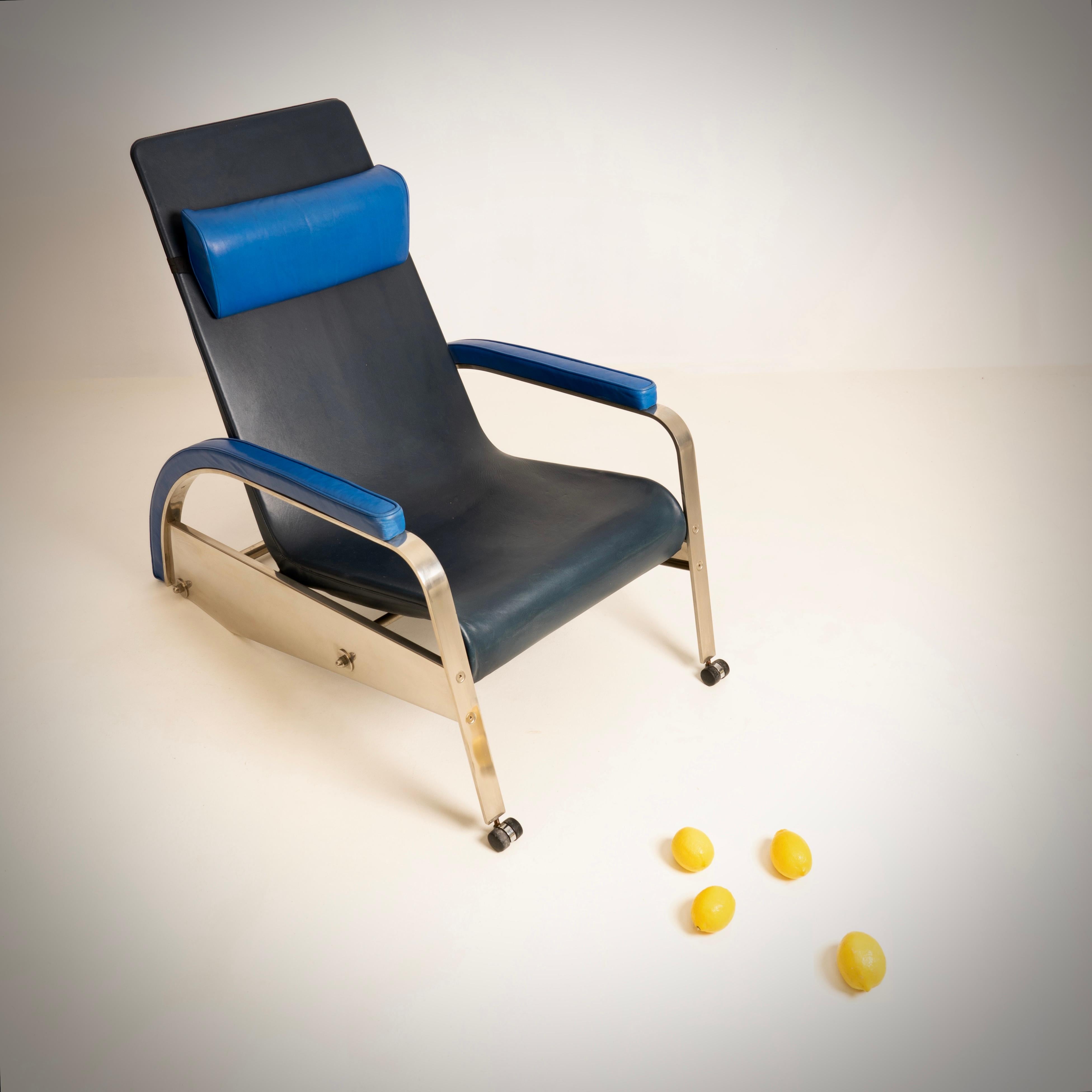 Late 20th Century Jean Prouvé (1901-1984) Grand Repos armchair (creation 1930) Tecta ed., c.1985 For Sale