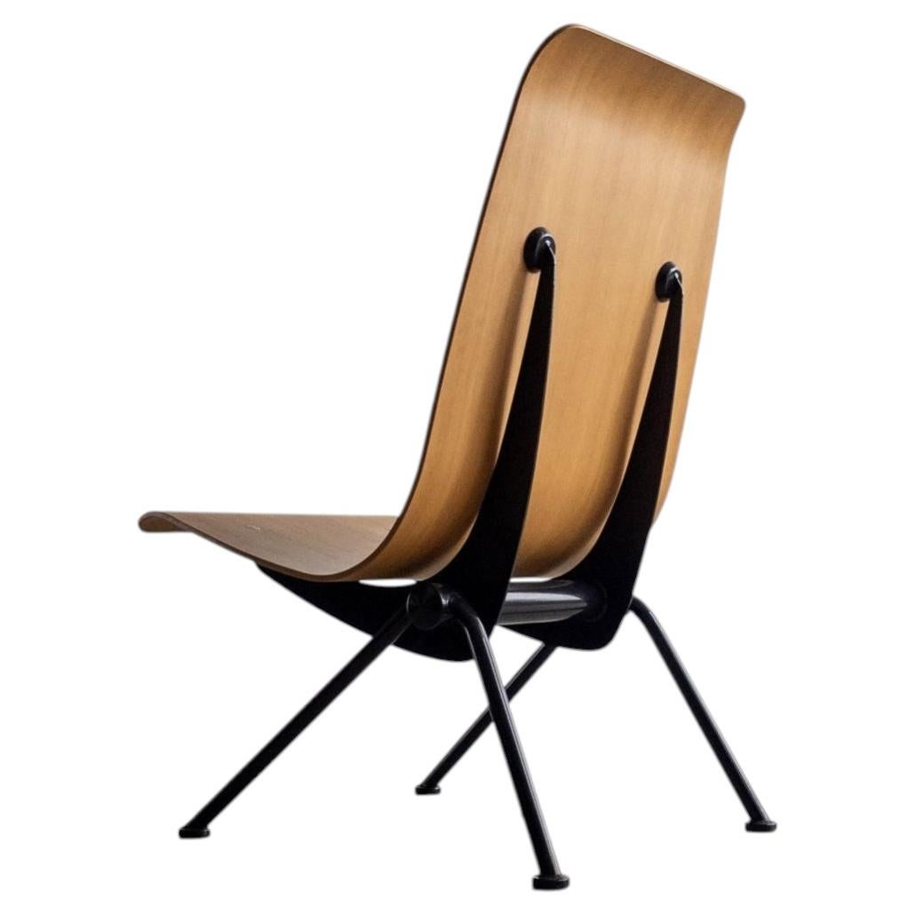 What is the standard seat height?