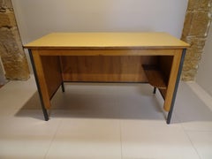 Bureau "Bureau Surveillant" de Jean Prouve