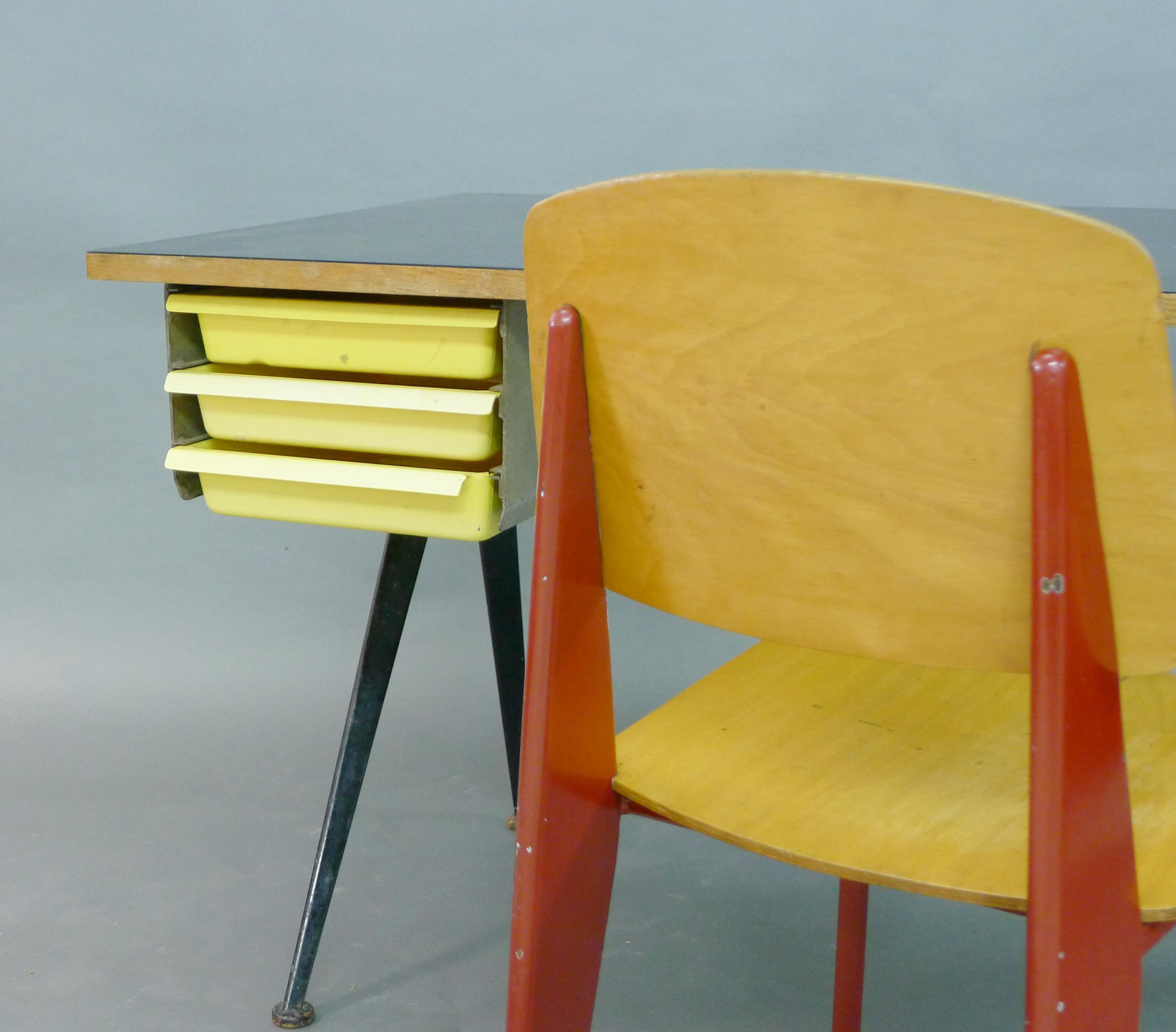 Jean Prouve Compas Writing Desk, with original Perriand drawers, circa 1950 For Sale 4