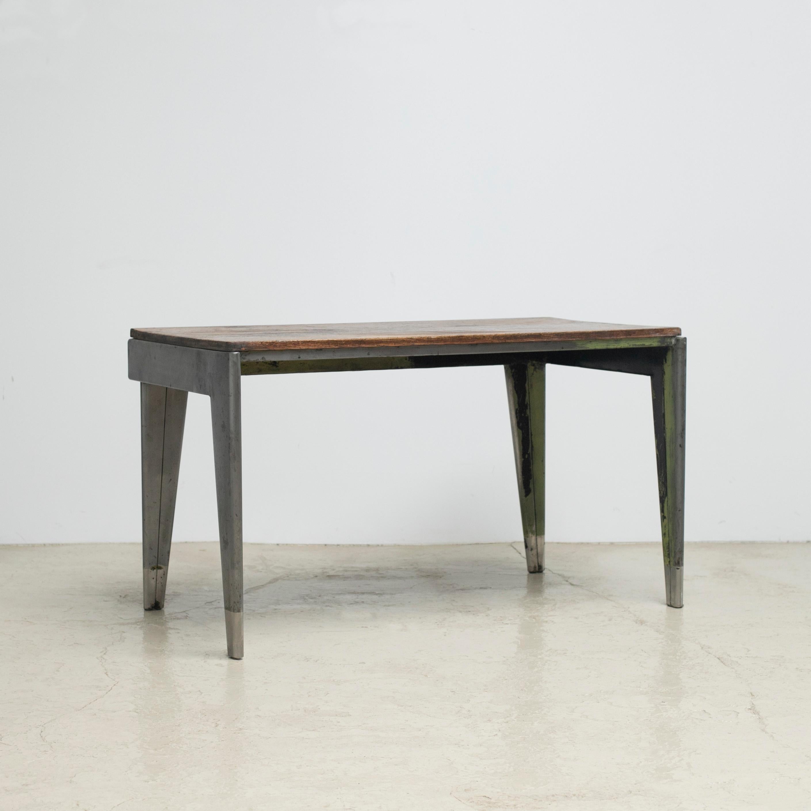 Dactylo BDM 41 desk designed by Jean Prouvé,
Circa 1946.