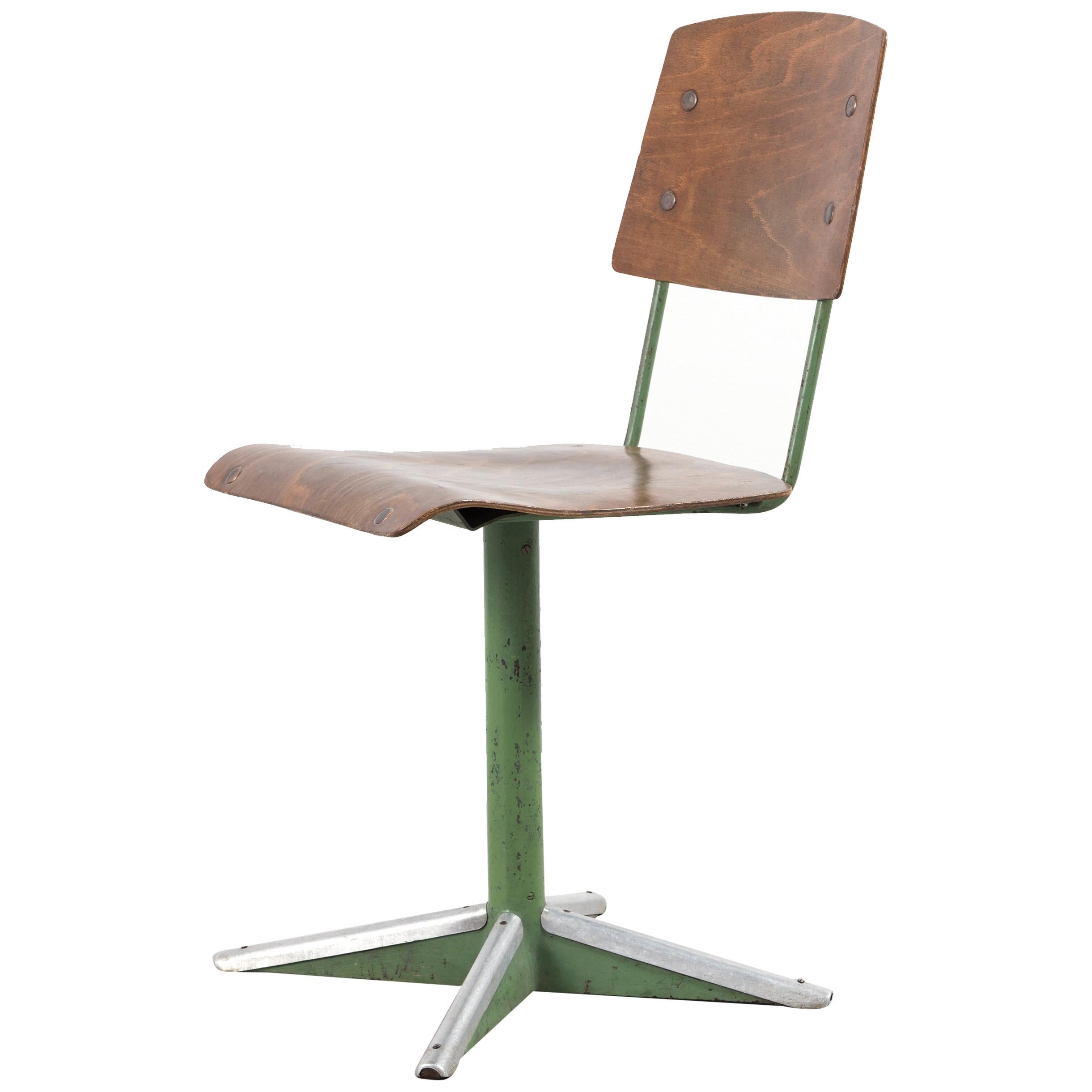 Jean Prouvé, Dactylo CD 11 Chair, 1944 For Sale