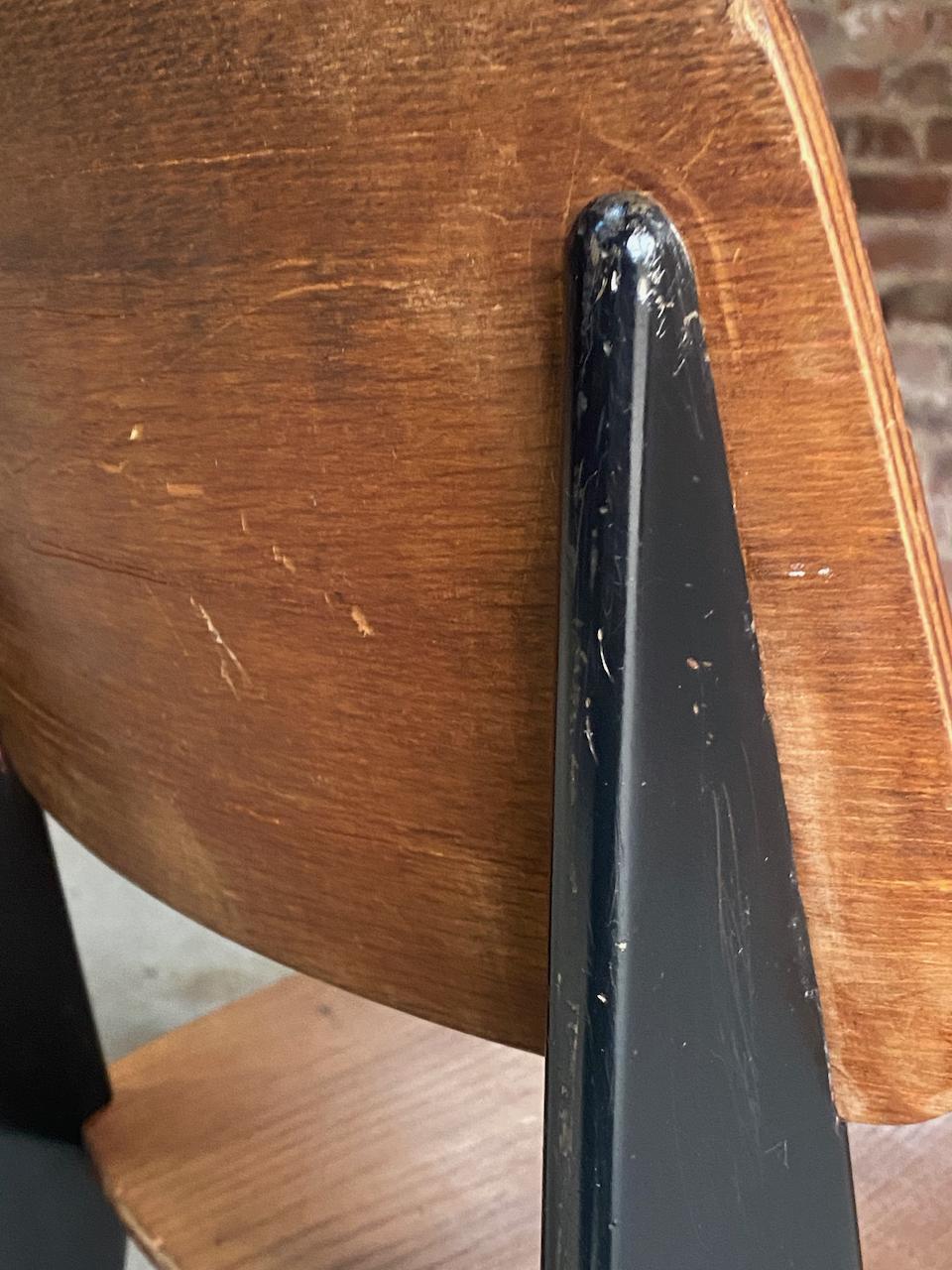Jean Prouvé Dactylo Desk No. BD 41 & Black Standard Chair Circa 1948 For Sale 12