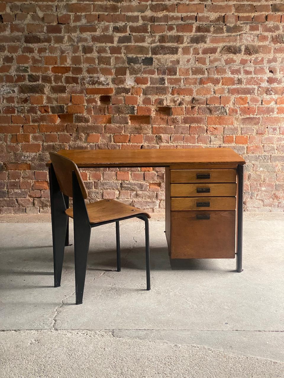 Mid-20th Century Jean Prouvé Dactylo Desk No. BD 41 & Black Standard Chair Circa 1948  For Sale