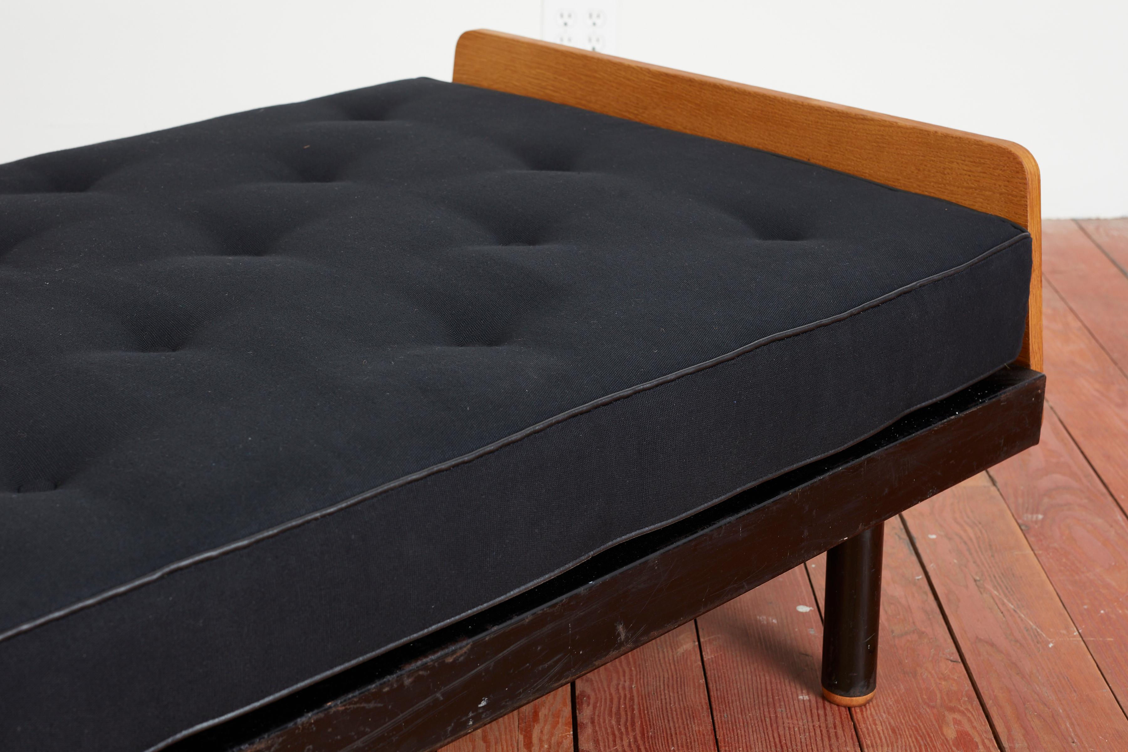 Jean Prouve Daybed 11