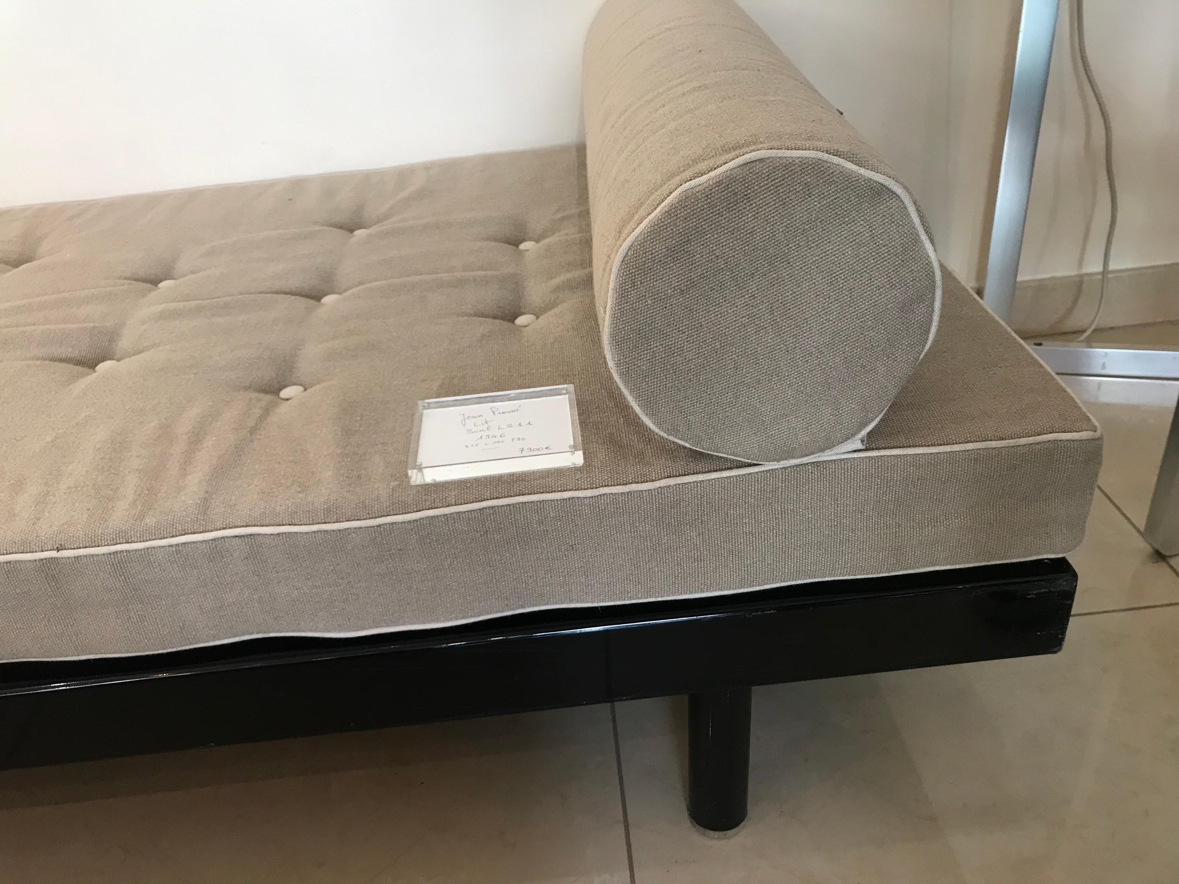 Jean Prouvé Daybed 1