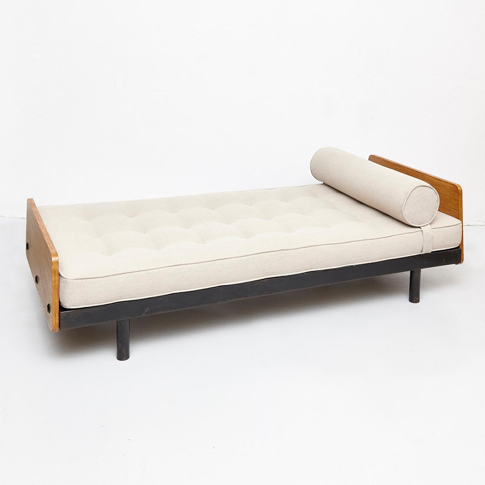 wood and metal daybed