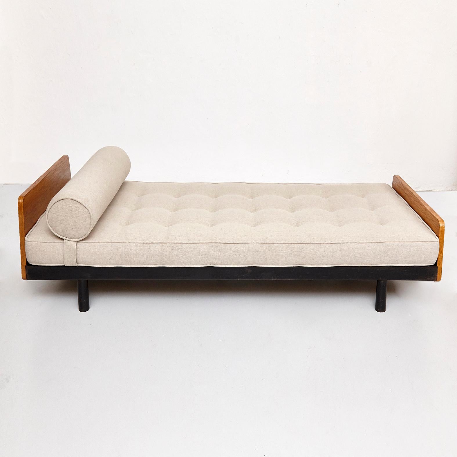 Mid-20th Century Jean Prouve Daybed in Black Metal and Wood, circa 1950