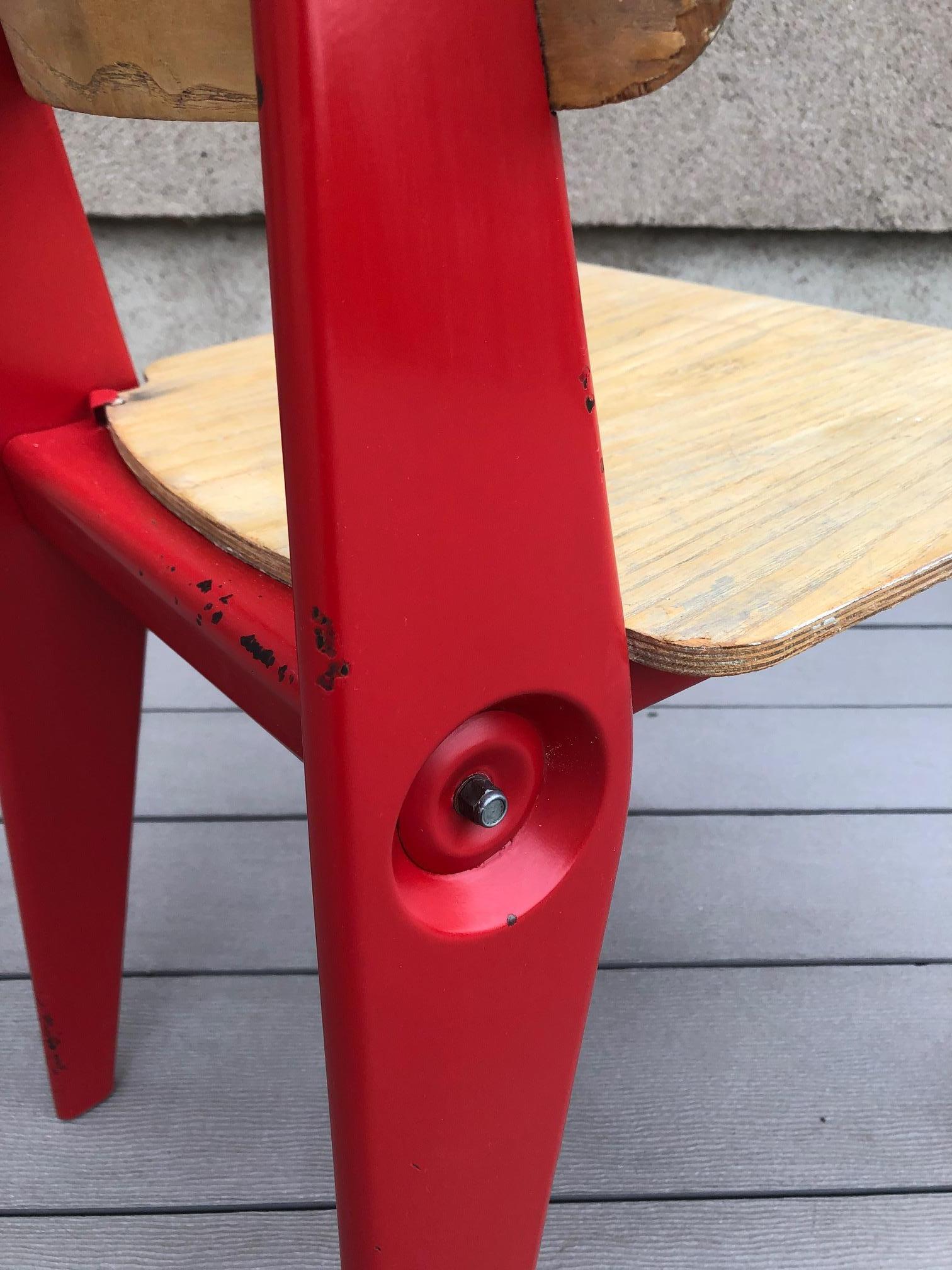 Jean Prouvé Demountable Chair # 300 In Good Condition In Brooklyn, NY