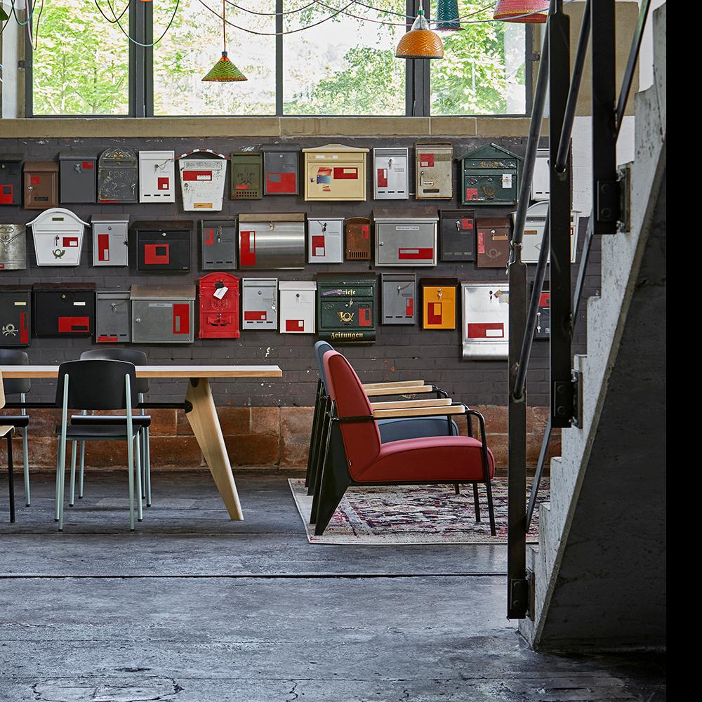 Jean Prouvé Fauteuil de Salon Armchair by Vitra  In New Condition In Barcelona, Barcelona