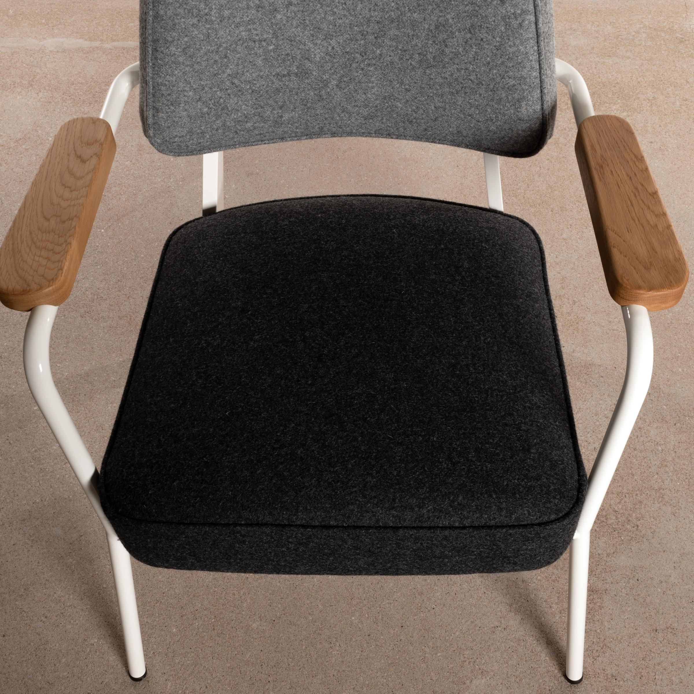 Fabric Jean Prouvé Fauteuil Direction in White and Grey wool by Vitra