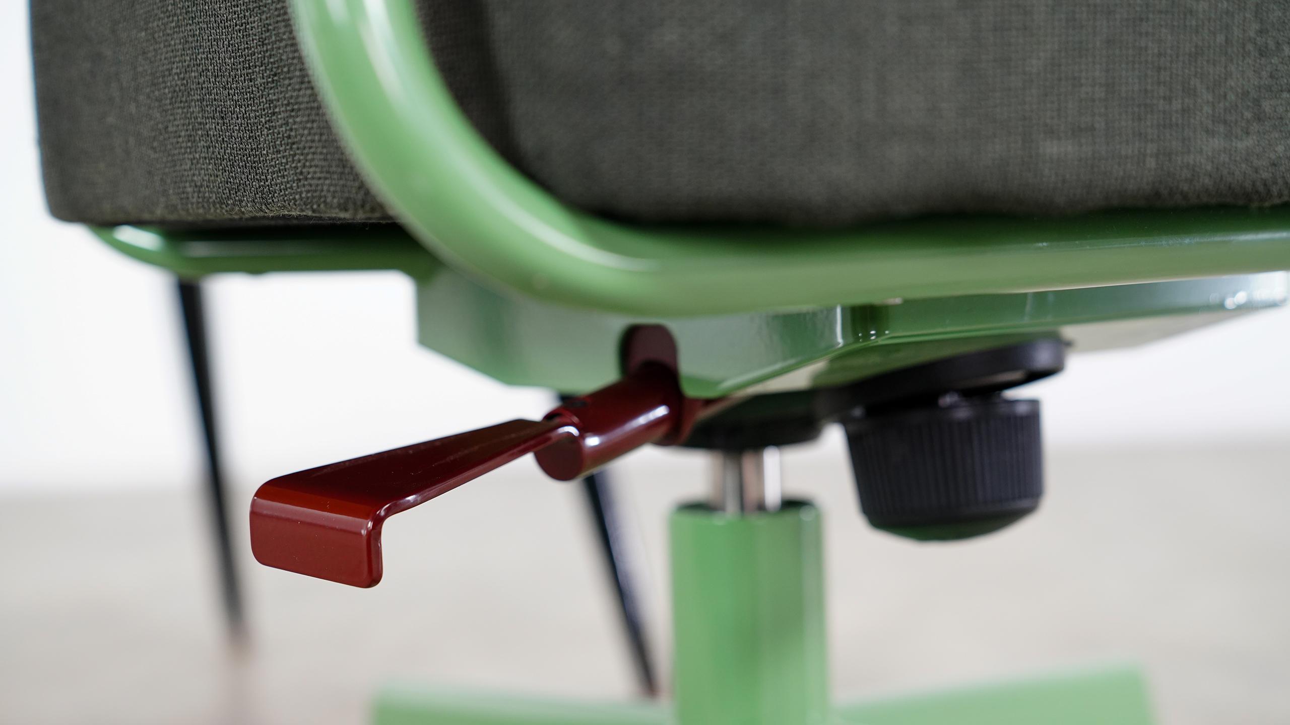 Jean Prouvé Fauteuil Directional Pivotant 1951 Limited RAW Office Prouve Stuhl im Angebot 6