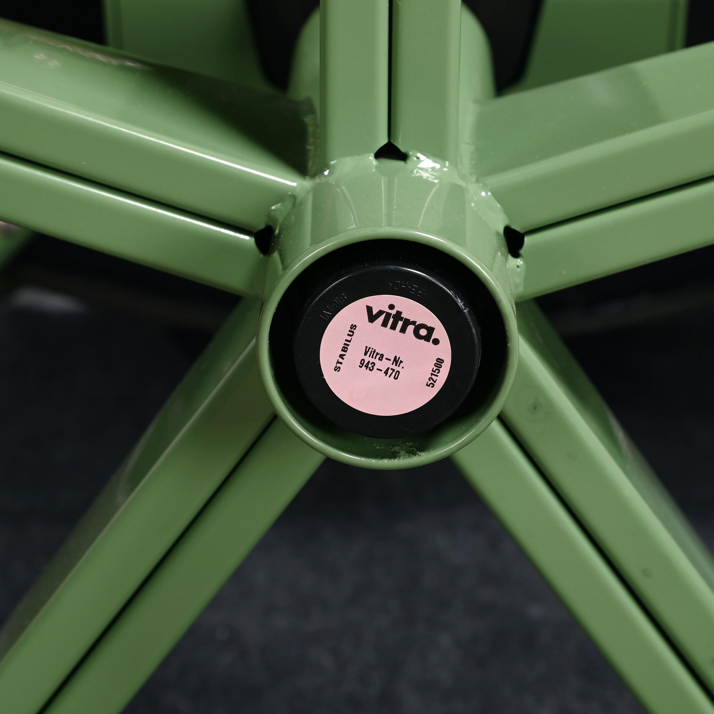 Jean Prouvé Fauteuil Direction Pivotant G-Star RAW Edition für Vitra, 1951 11