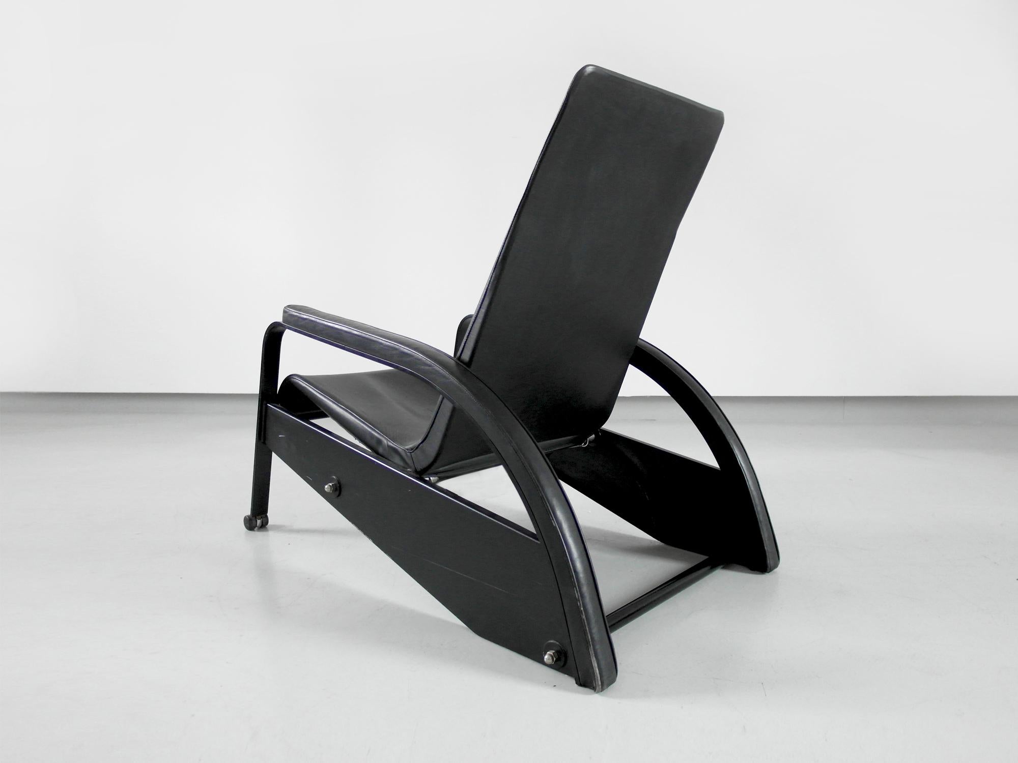 Jean Prouvé Grand Repos chair, Design 1928-1930, Production Tecta, 1980-1984 2
