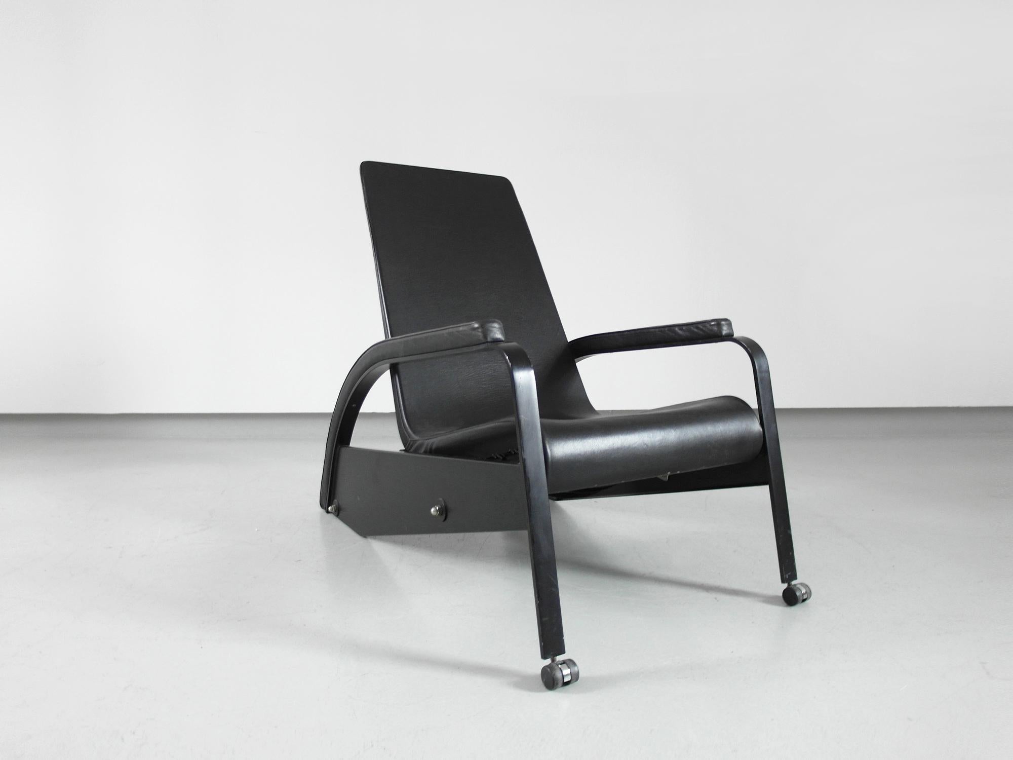 German Jean Prouvé Grand Repos chair, Design 1928-1930, Production Tecta, 1980-1984