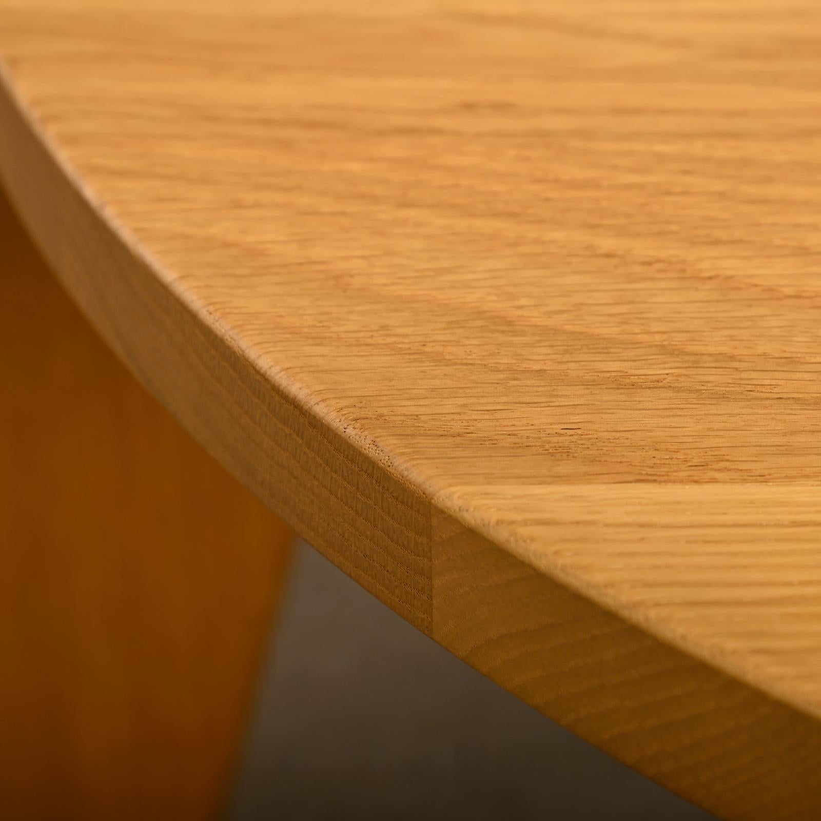 Jean Prouvé Guéridon Bas Coffee Table in solid Oak for Vitra 4