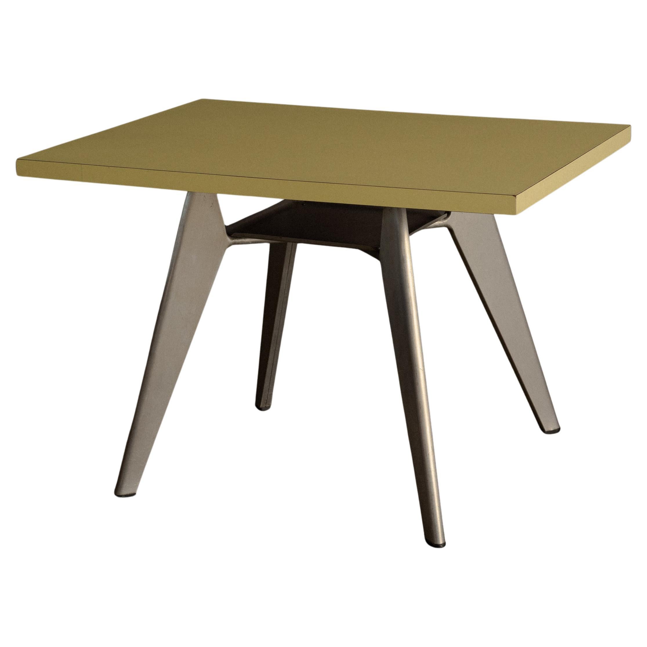 Jean Prouvé “Guéridon Cafétéria” Table, France