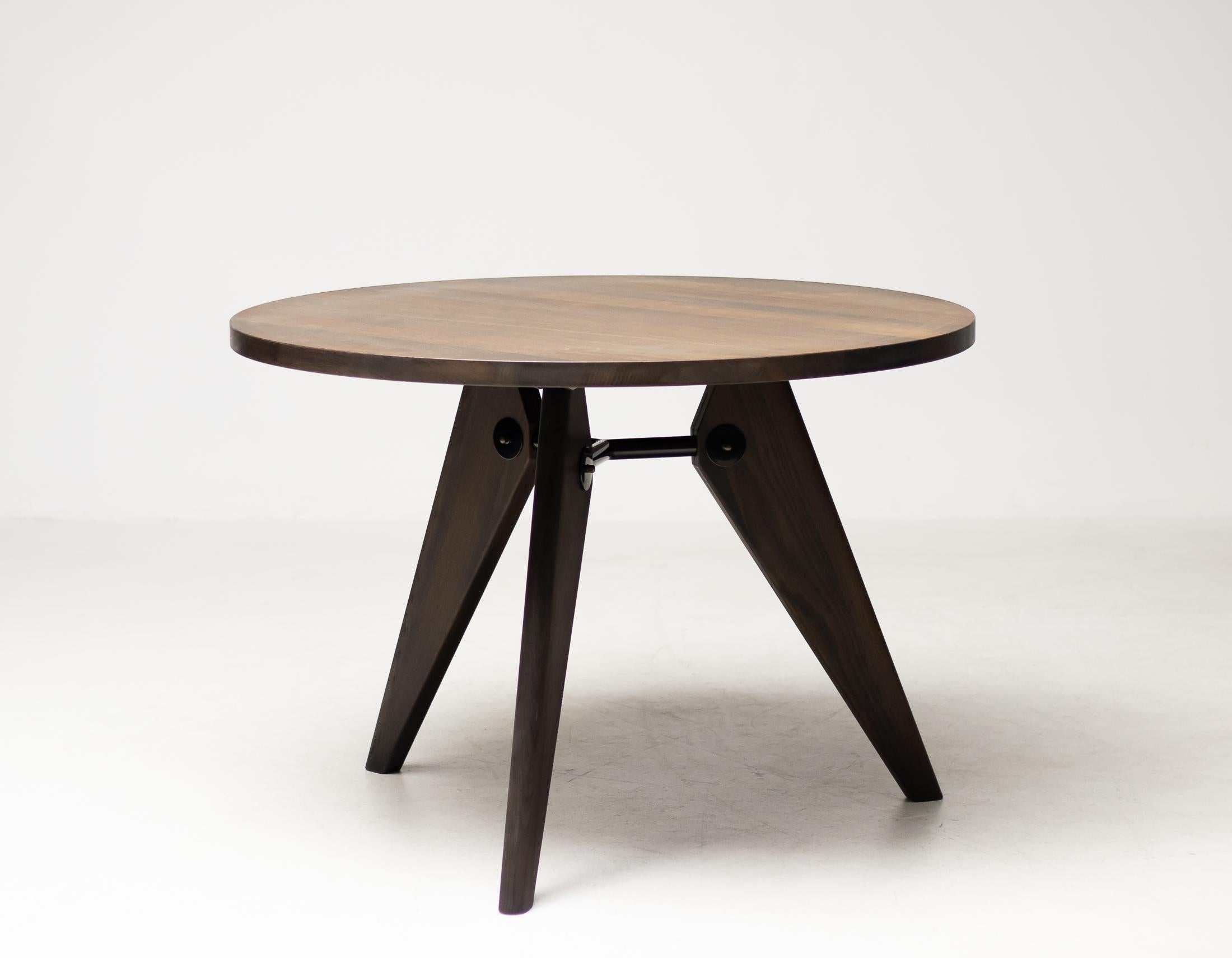 French Jean Prouvé Guéridon Dining Table by Vitra
